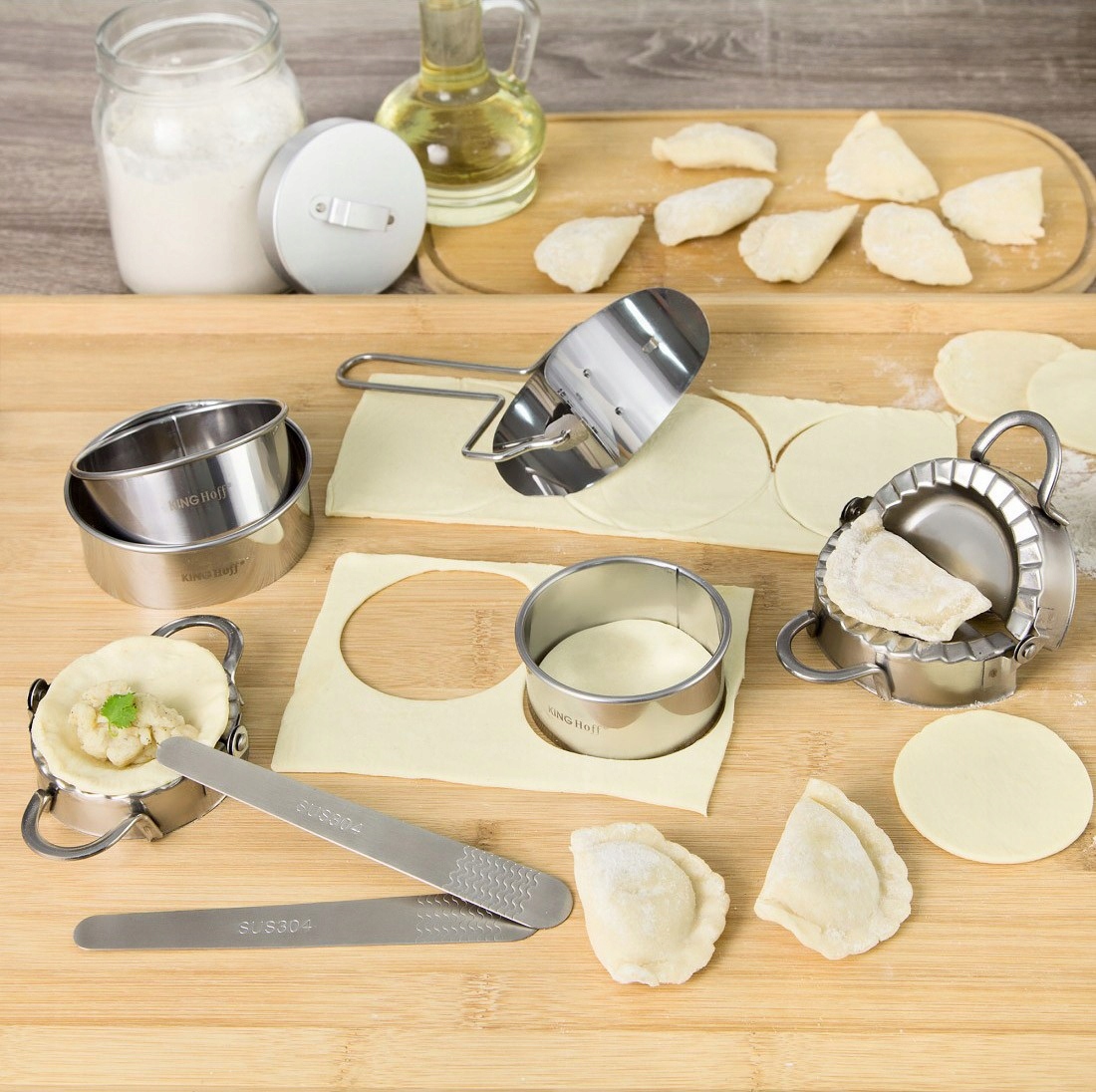 WYKRAWACZ DO LEPIENIA PIEROGÓW CIASTA FOREMKA 8w1 EAN (GTIN) 5908287216419