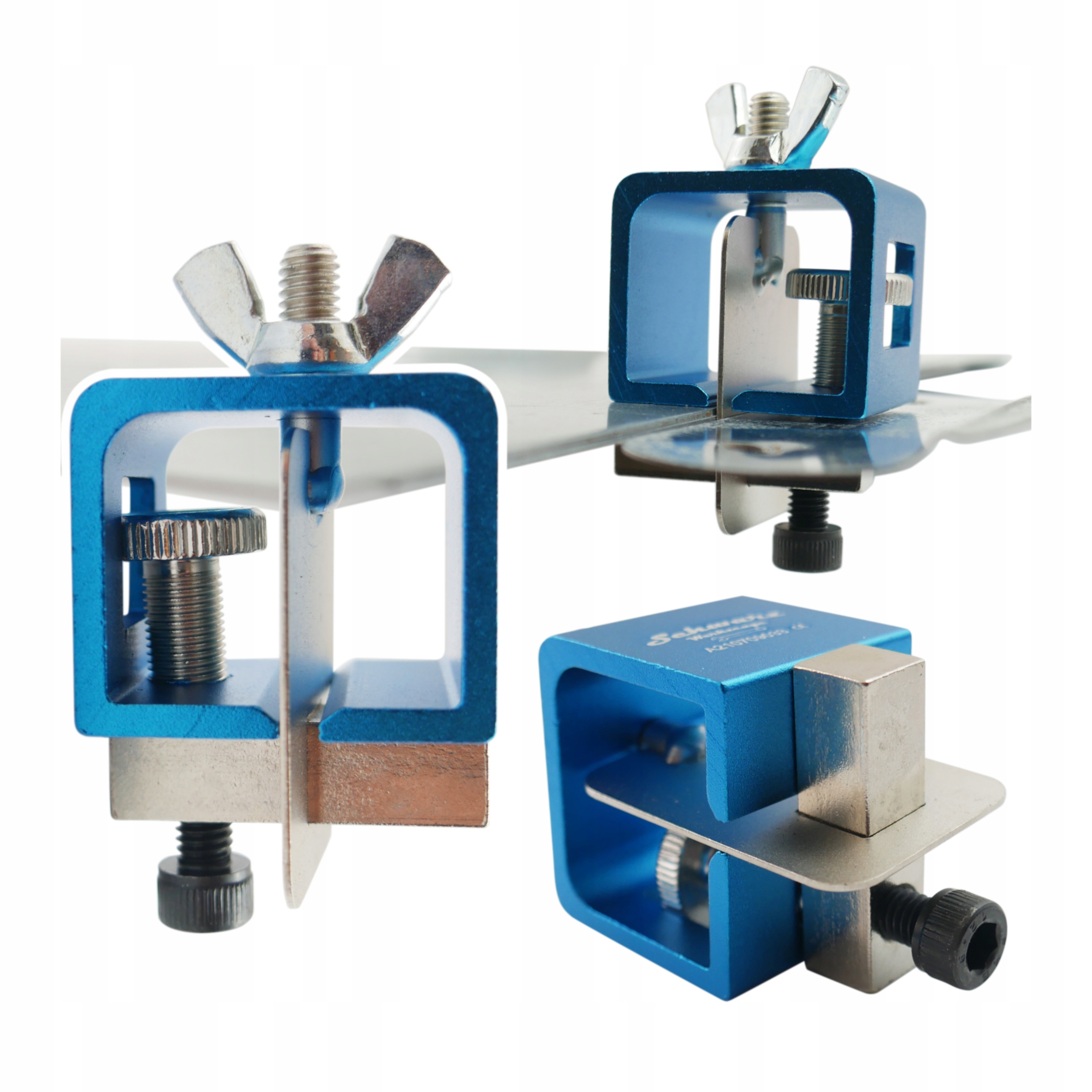 Upevňovací úchytky klempířské pro rovné nebo zakřivené panely 4ks svorek