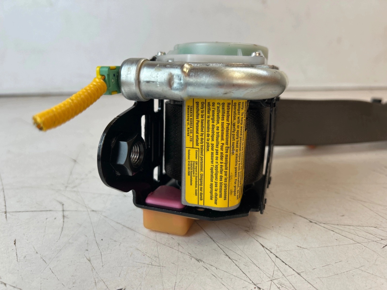 tension belt safety front front left brazowy Opel Mokka A and