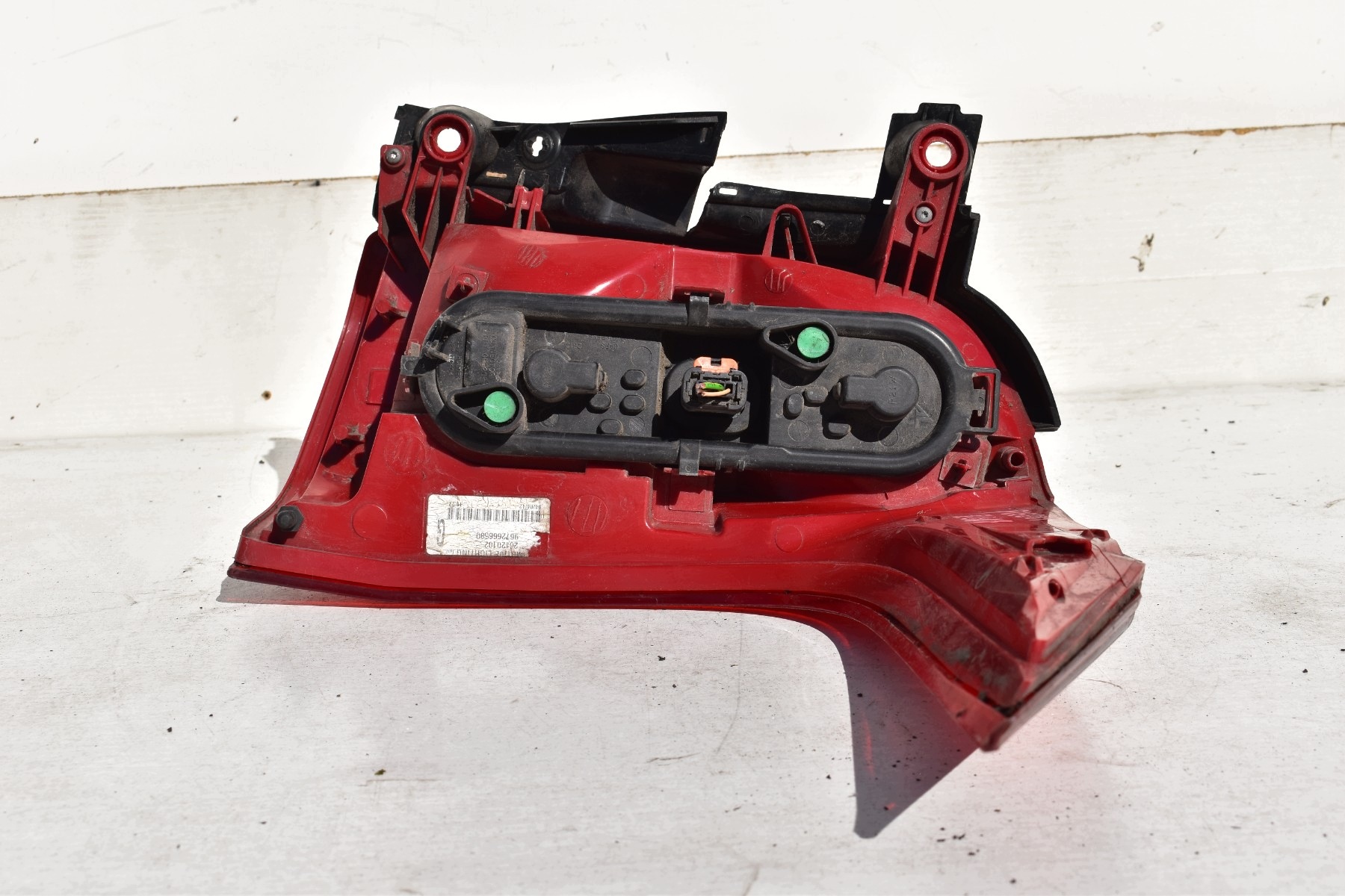 light left rear part PEUGEOT 5008 and 2009-2013 9672666580 EU