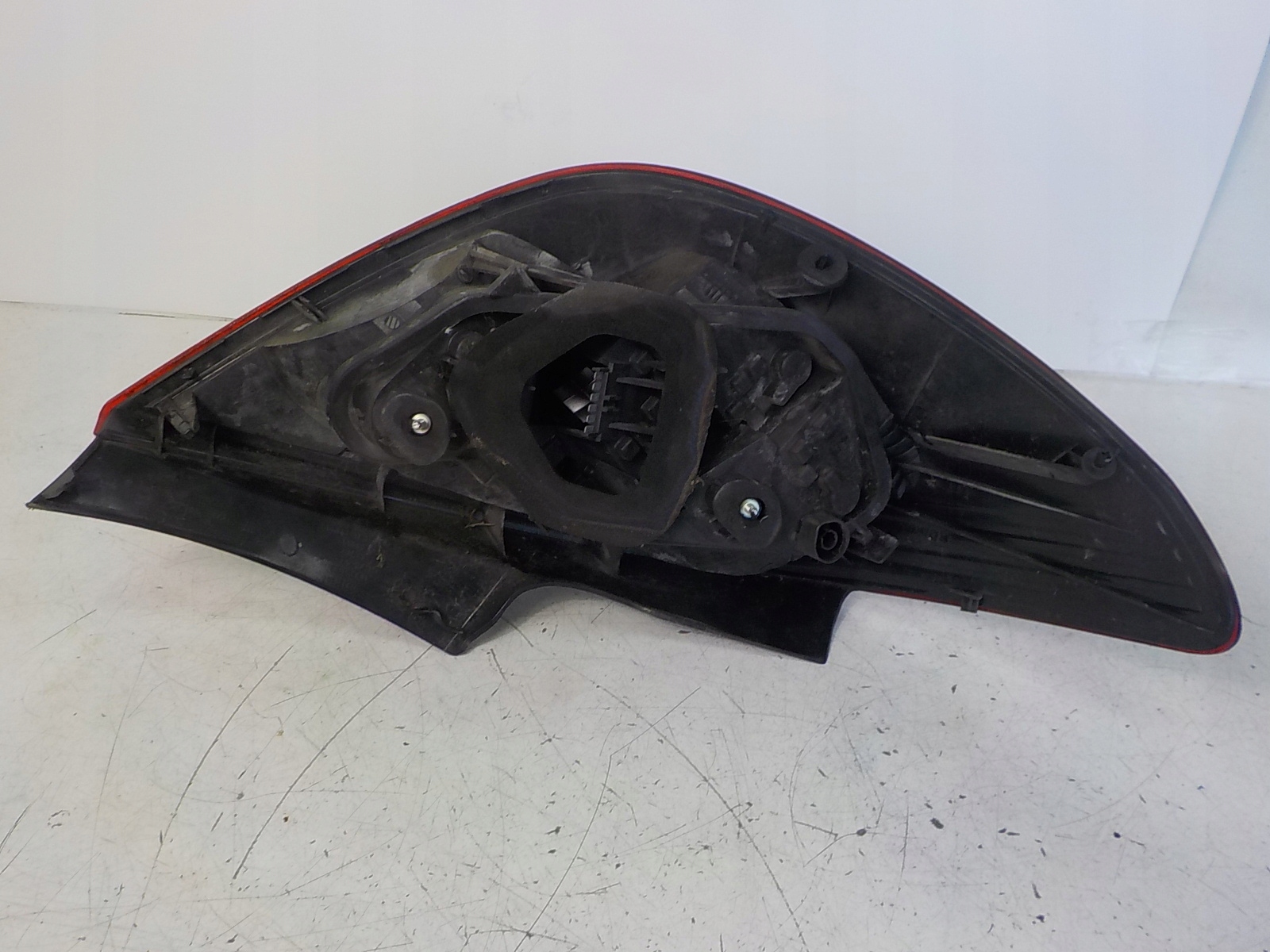 OPEL CORSA D 5D light right rear part rear CIEMNA