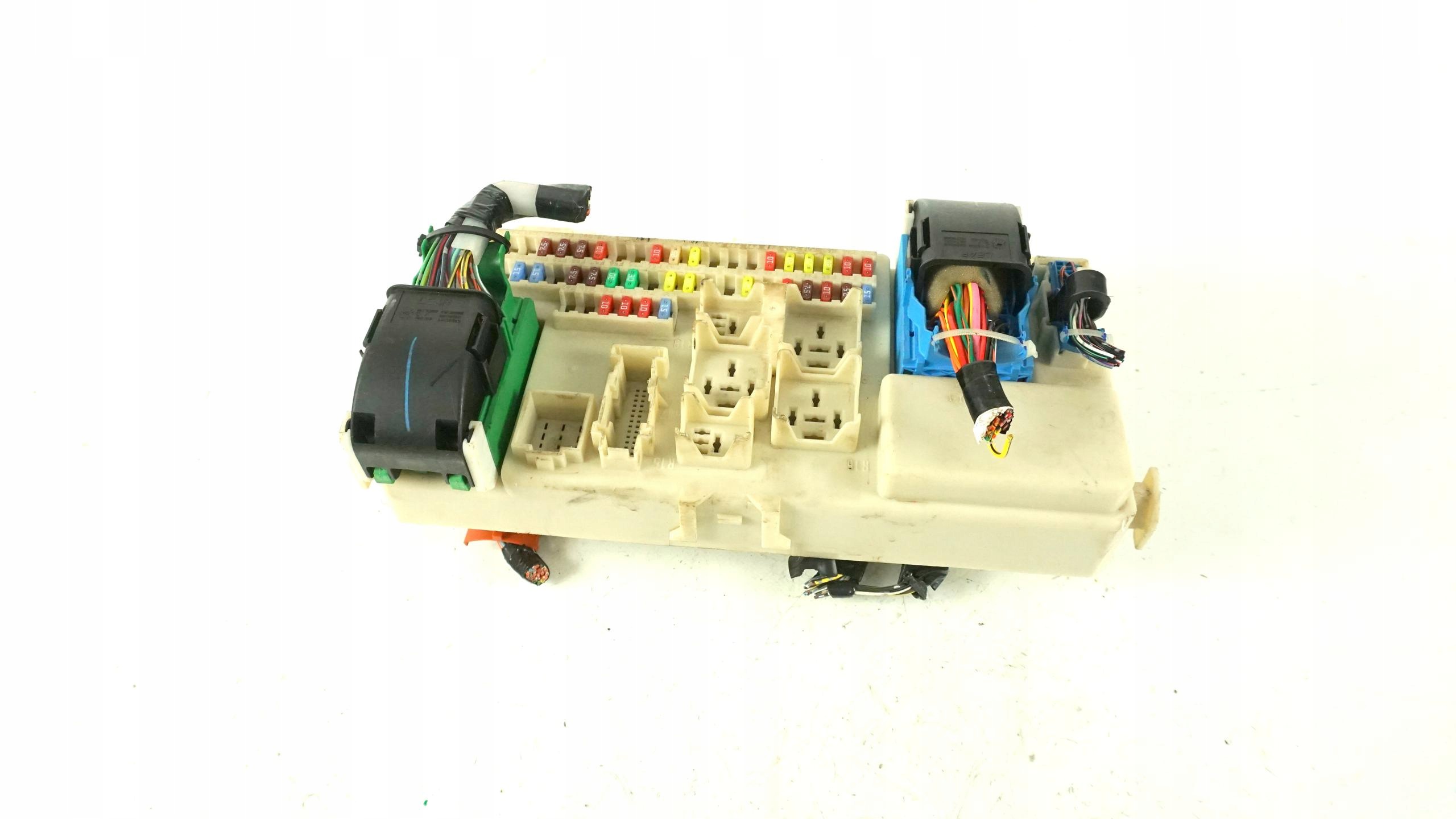 Module fusibles Unité commande confort MAZDA 3 III BK BS4H66730D