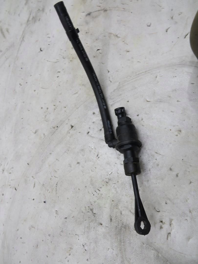 POMPKA SPRZĘGŁA HYUNDAI I40 1.7 CRDI Producent części Hyundai OE