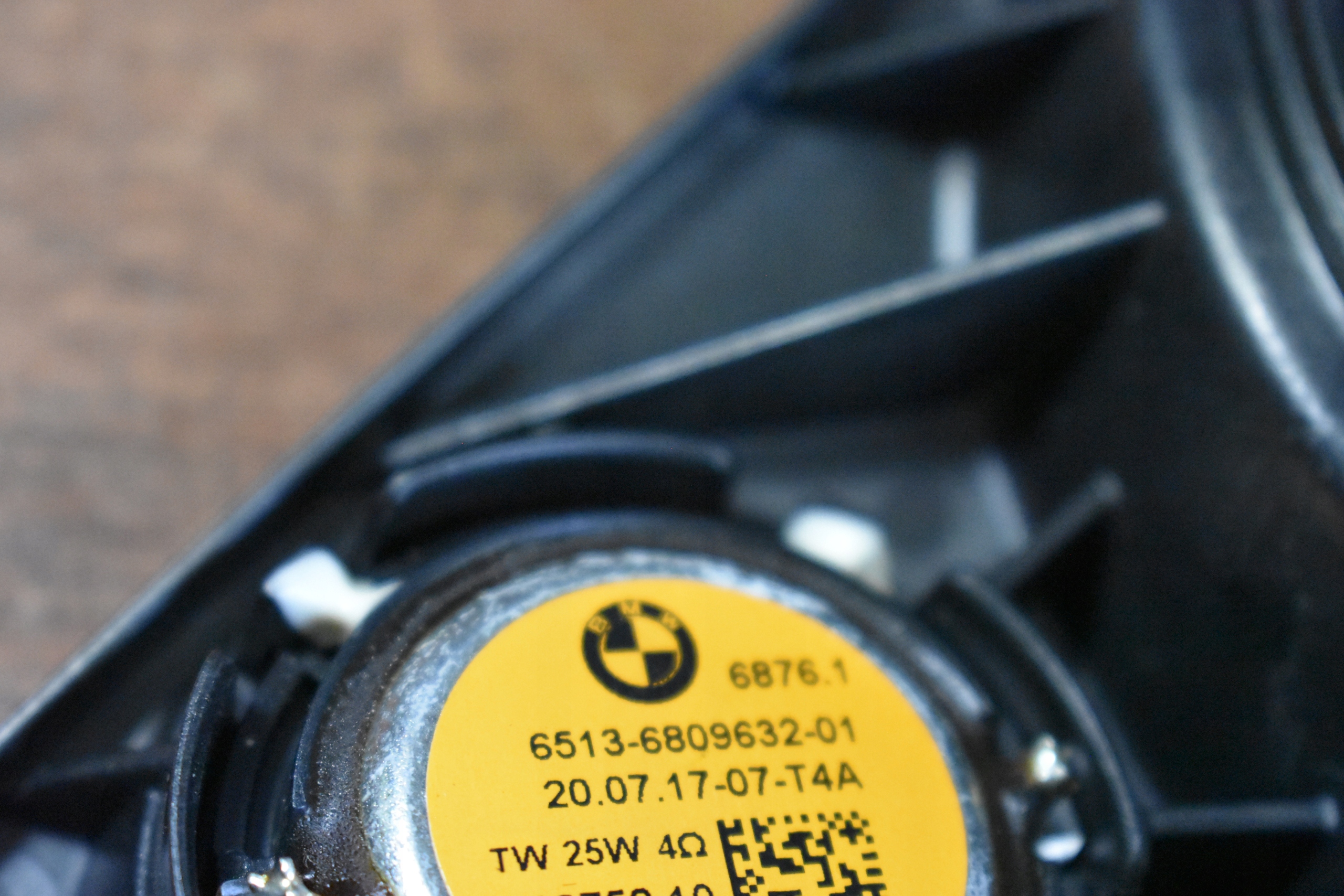 IDEALNY KPL. speaker HARMAN KARDON right BMW G01 1