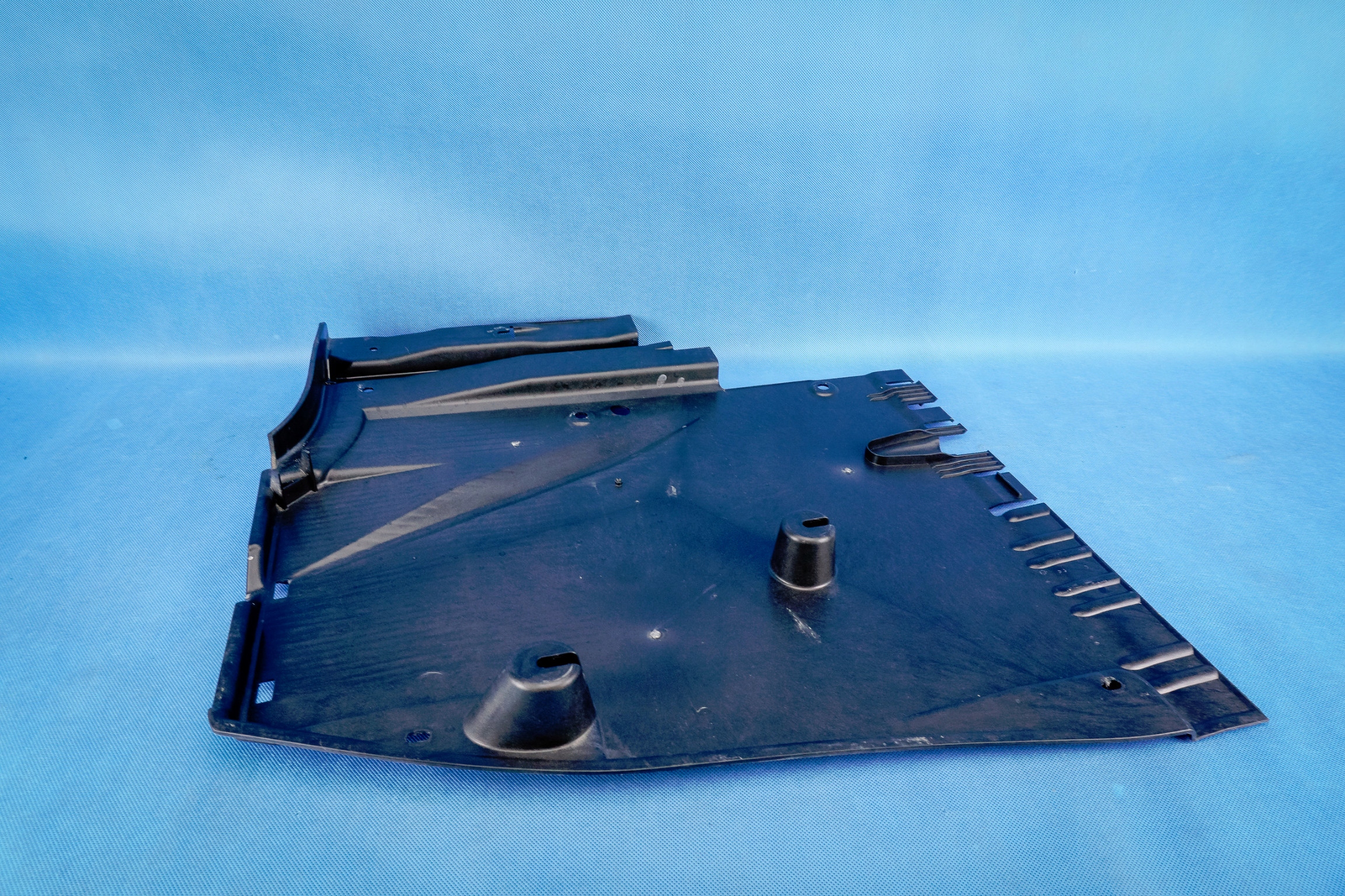 cover chassis left Audi A5 S5 Sportback 8T8825215B
