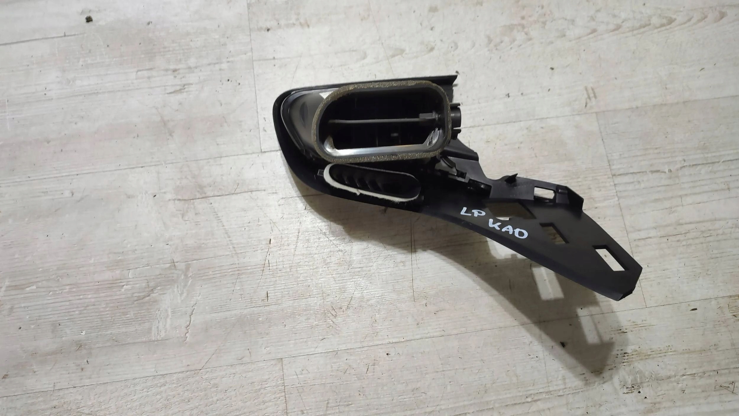 Renault Kadjar 17r 1.5dci front side left grid air conditioning devices