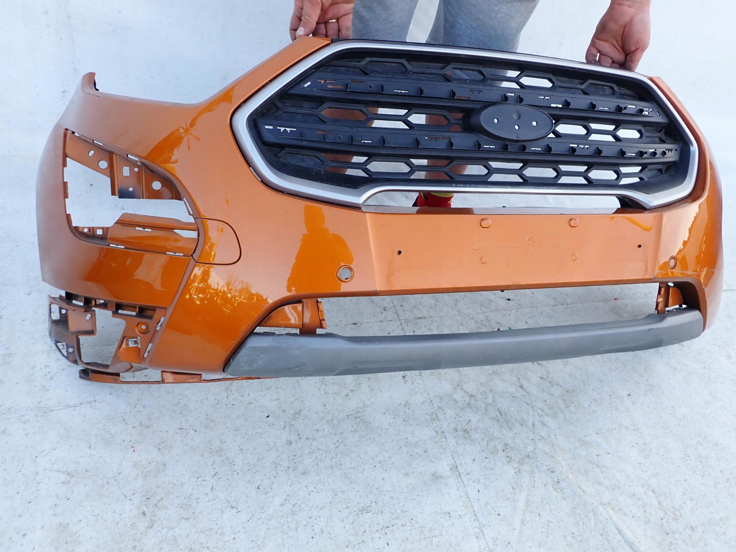 FORD ECOSPORT II 2 LIFT 17-> bumper front PDC