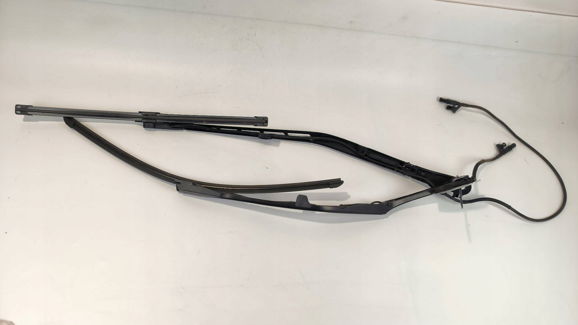wiper arm front 31440420 VOLVO S90