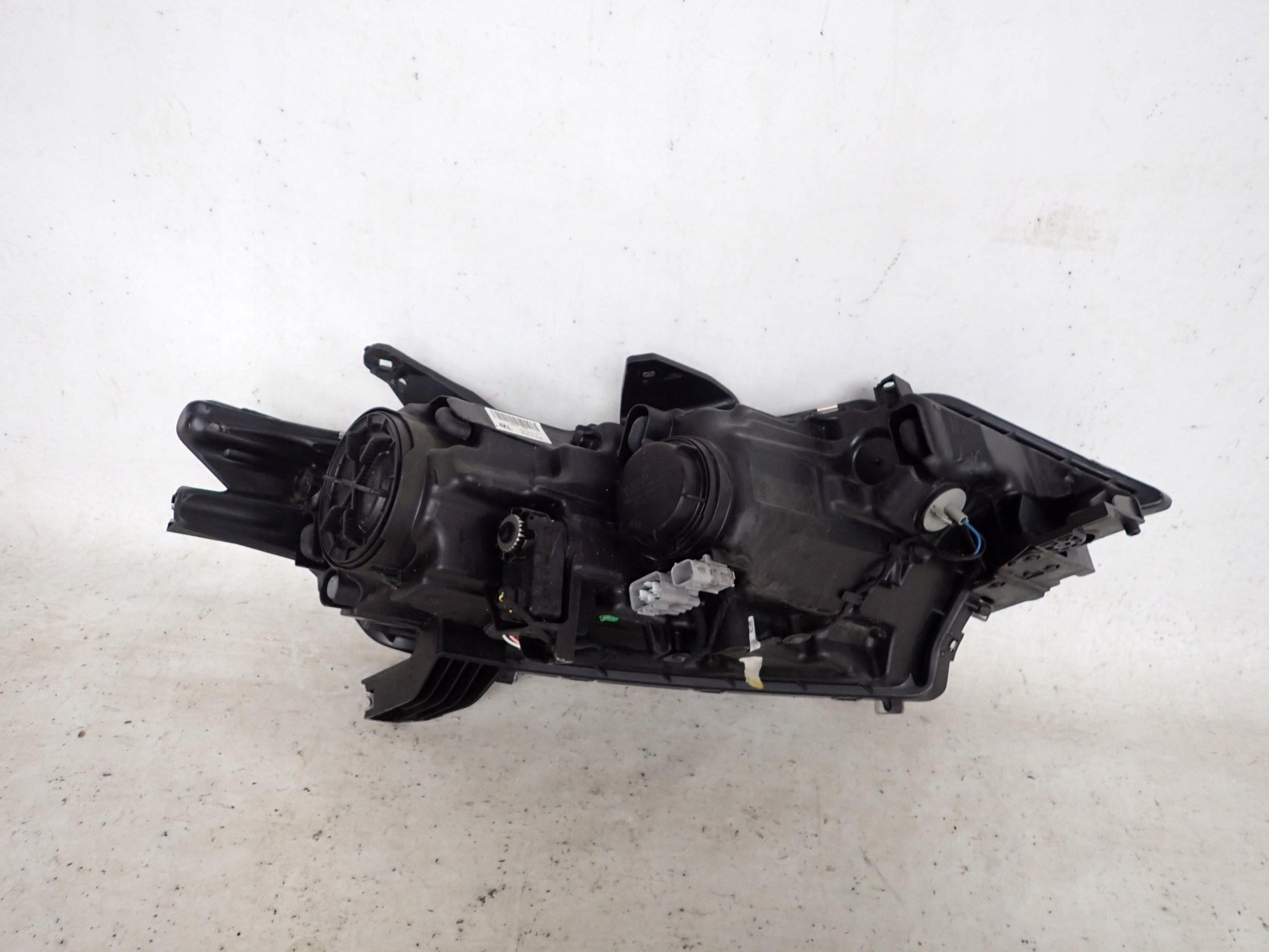 MITSUBISHI OUTLANDER III LIFT 15- light left front front 4BX15-830C8-63