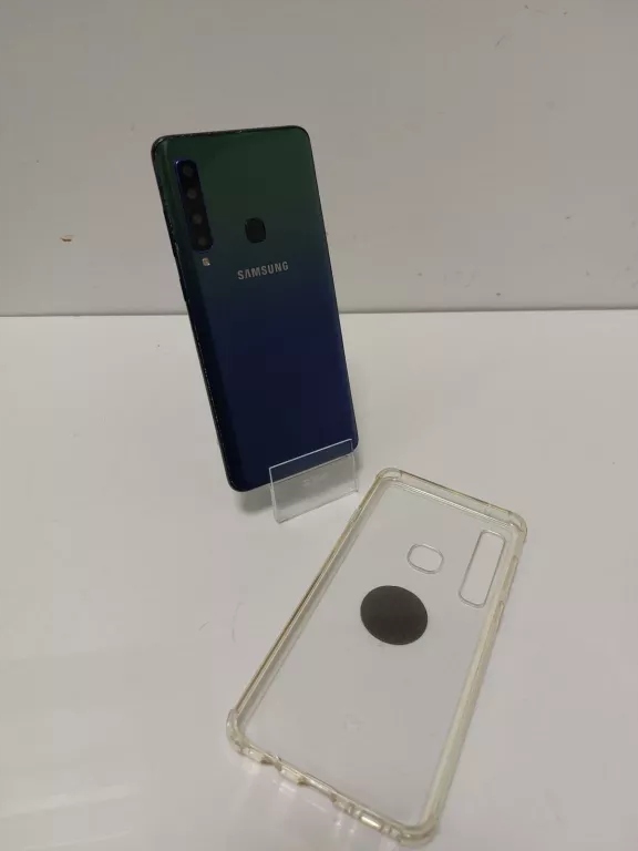 Smartfon Samsung Galaxy A9 6 GB / 128 GB 4G (LTE) niebieski