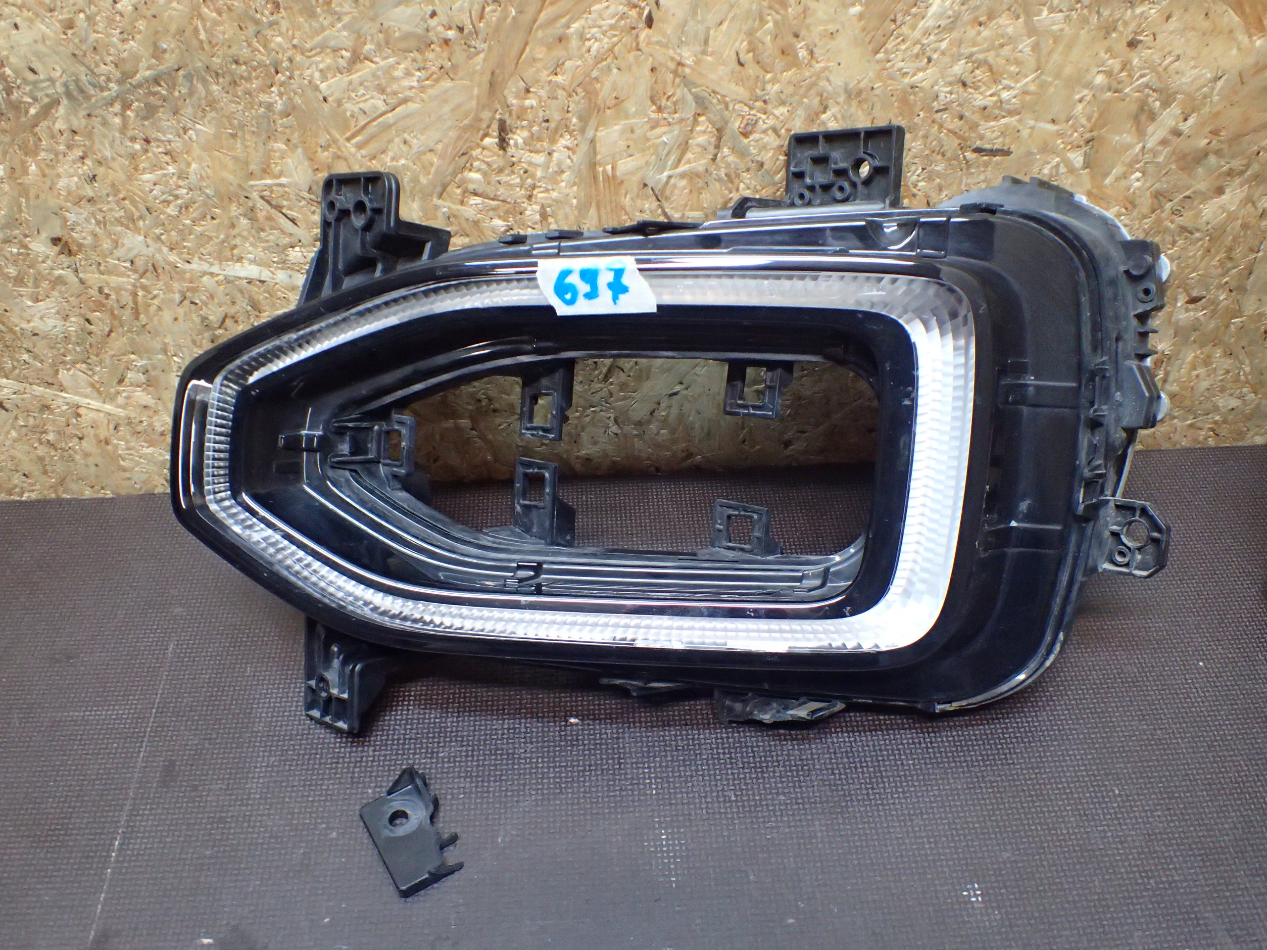 NEBELSCHEINWERFER LINKS VW T ROC LED 2GA941055