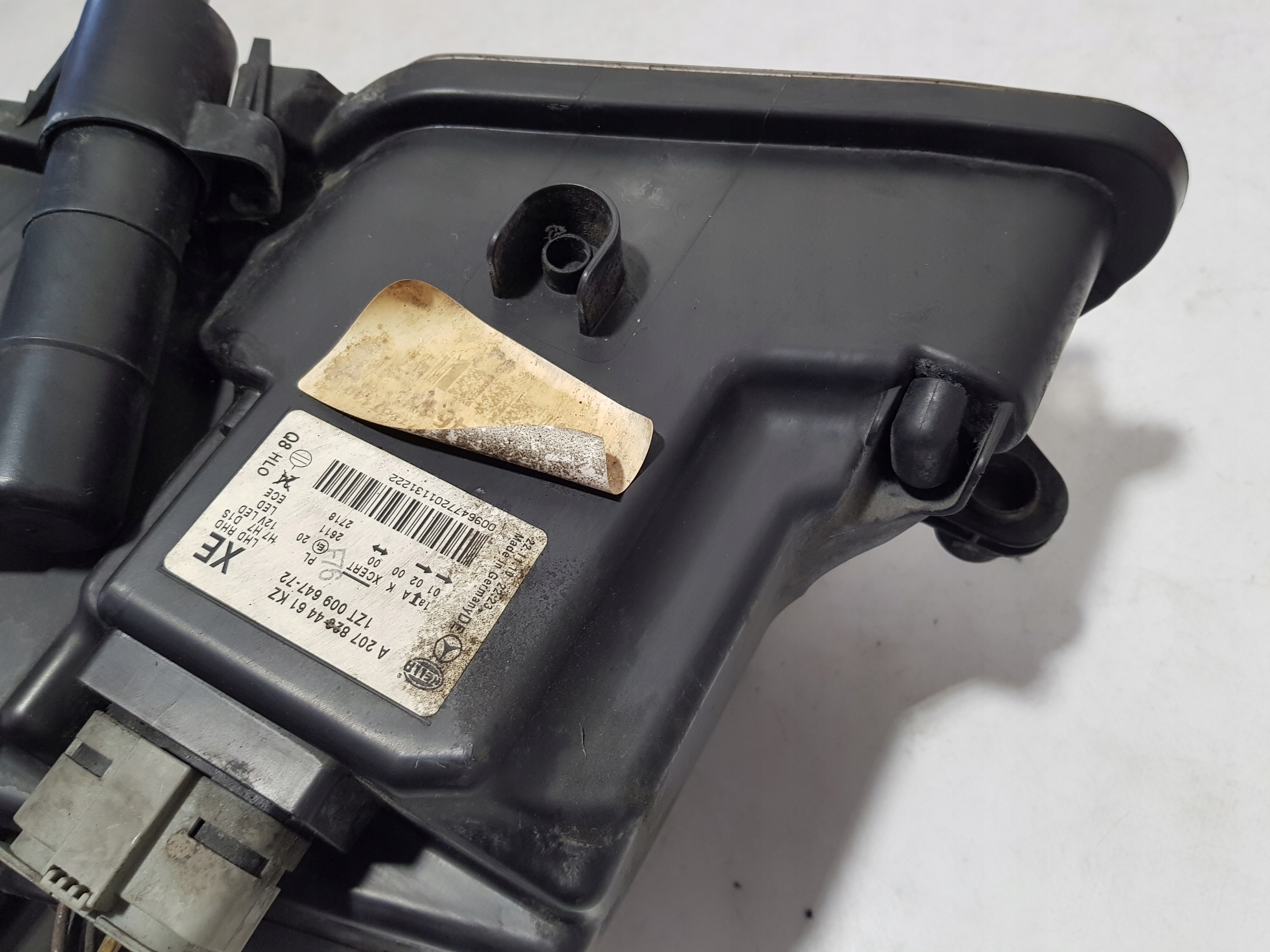 light XENON BI-XENON right front MERCEDES W207 C207