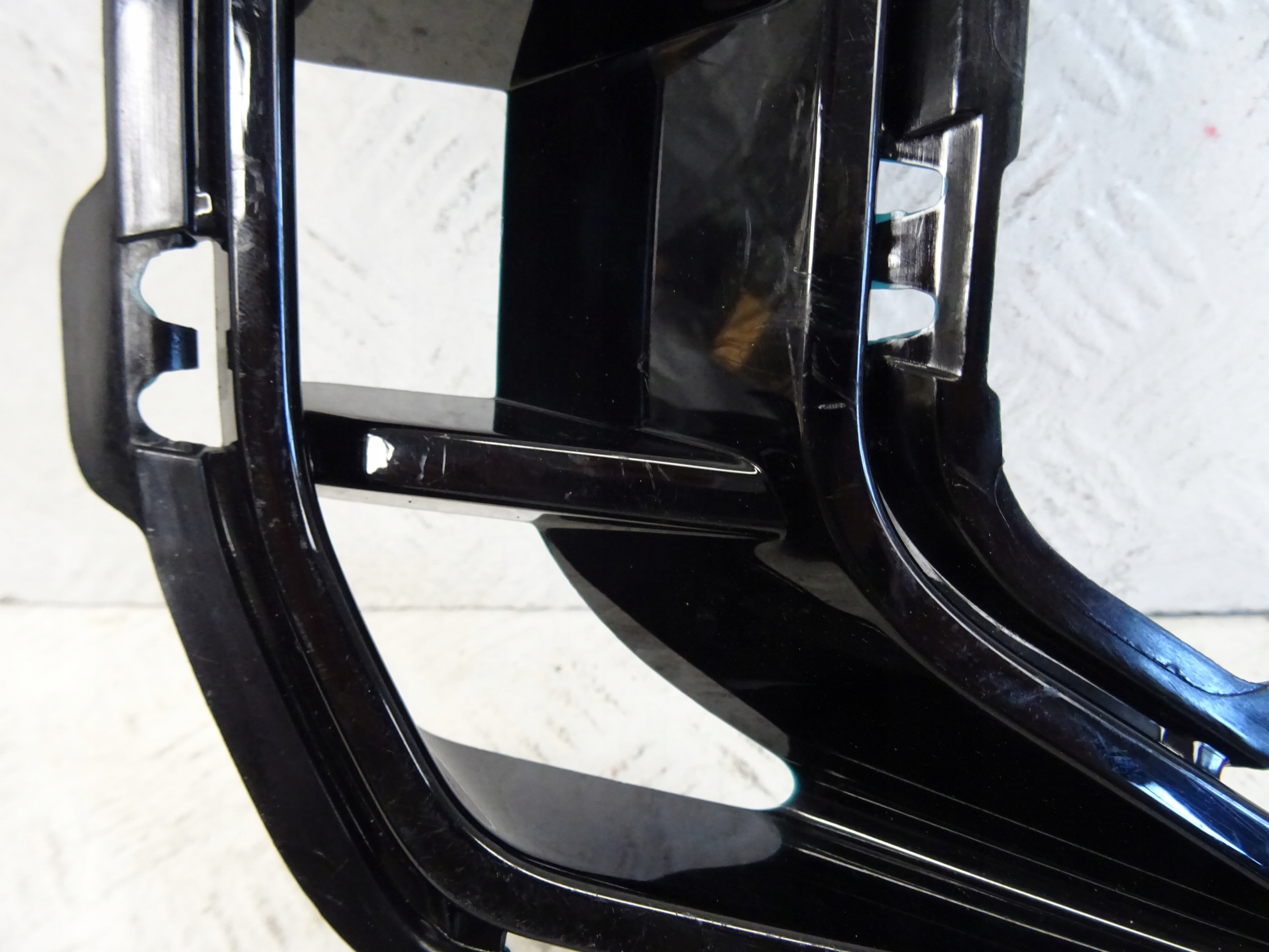 grid of a bumper front front left BMW X5 G05 LCI 511110503420
