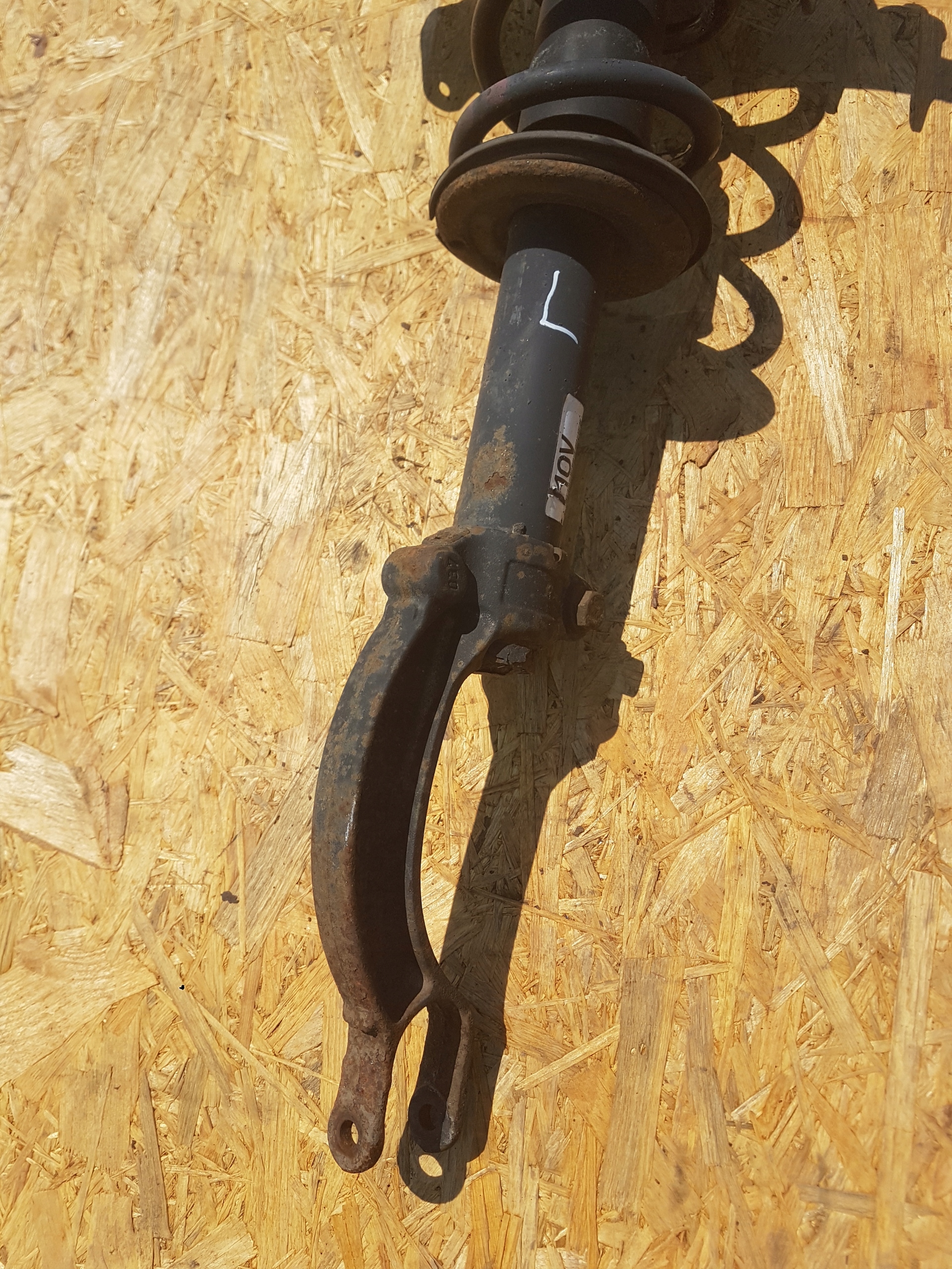 shock absorber left front AUDI A4 B8 A5 S5 8F0413031E