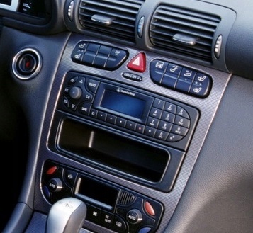 AUDIOMEDIA AMR417BT Radio USB MERCEDES W203 Model Radioodtwarzacz AMR417 SD/USB/BT MP3/WMA 4X40W