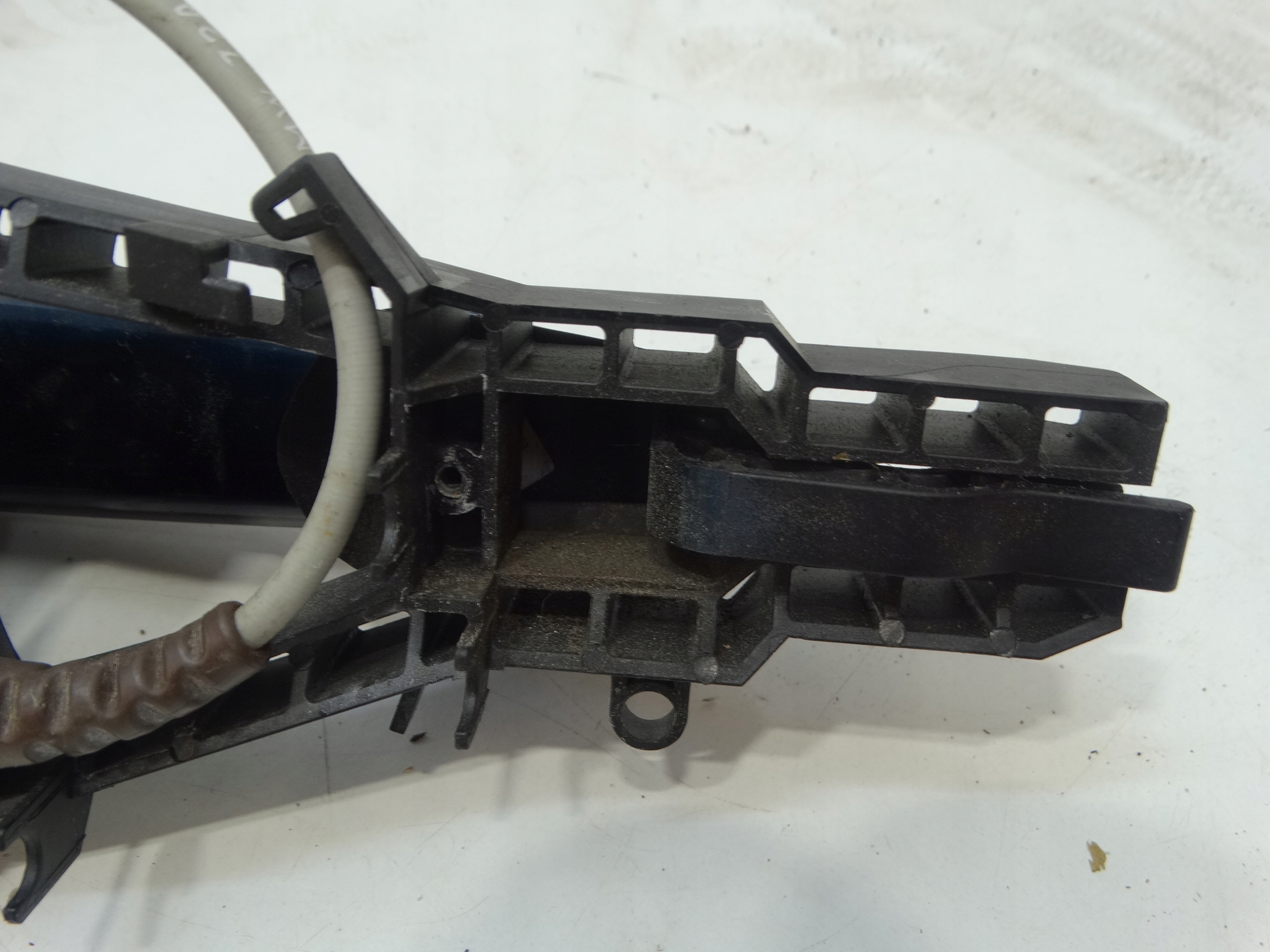 handle exterior left front BMW 1 F20 2013R. 5121-7297749