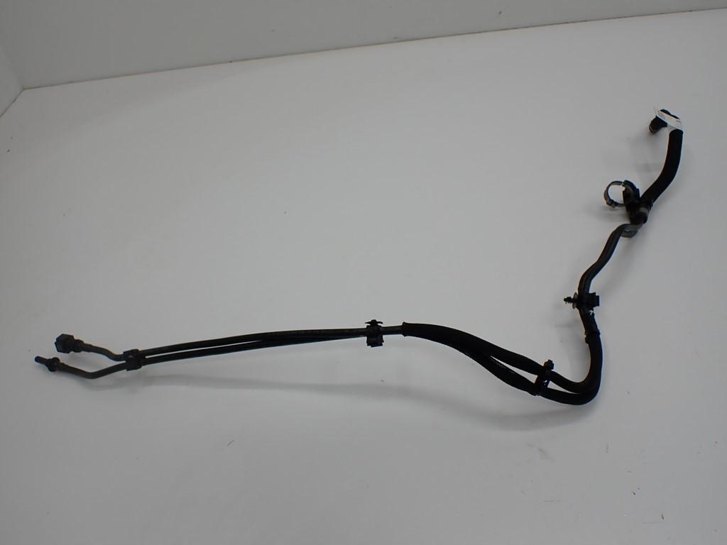 M8D2-8C500-AB M8D2-8C500 - Шланг топливная трубка JAGUAR E-PACE 2. 0di4 D200 21R