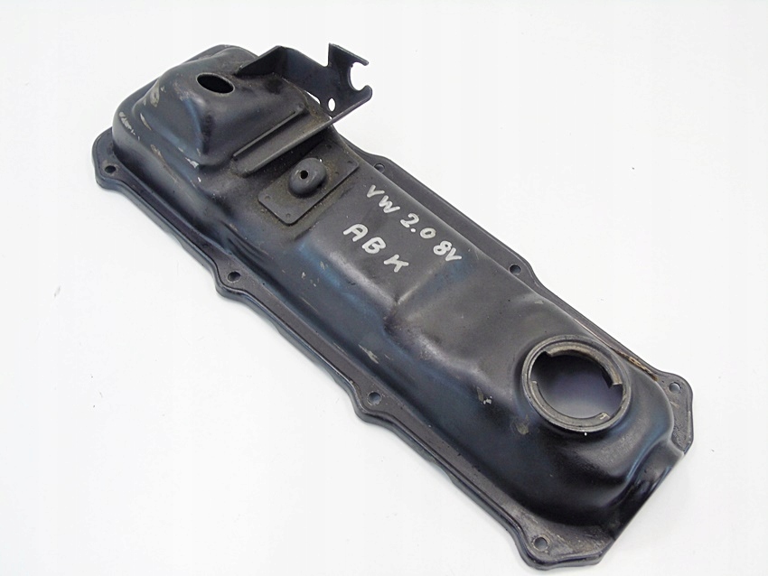 039103469 - Крышка клапана 2.0 8V ABK AUDI 80 B4 A6 C4 100 C4