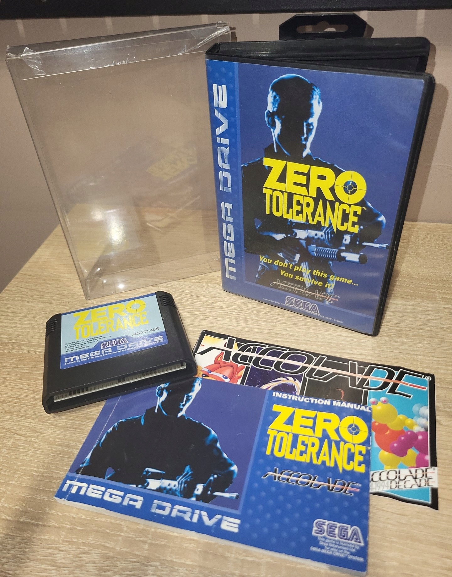 ZERO TOLERANCE - SEGA MEGA DRIVE SMD KOMPLET +PROTEKTOR IGŁA!