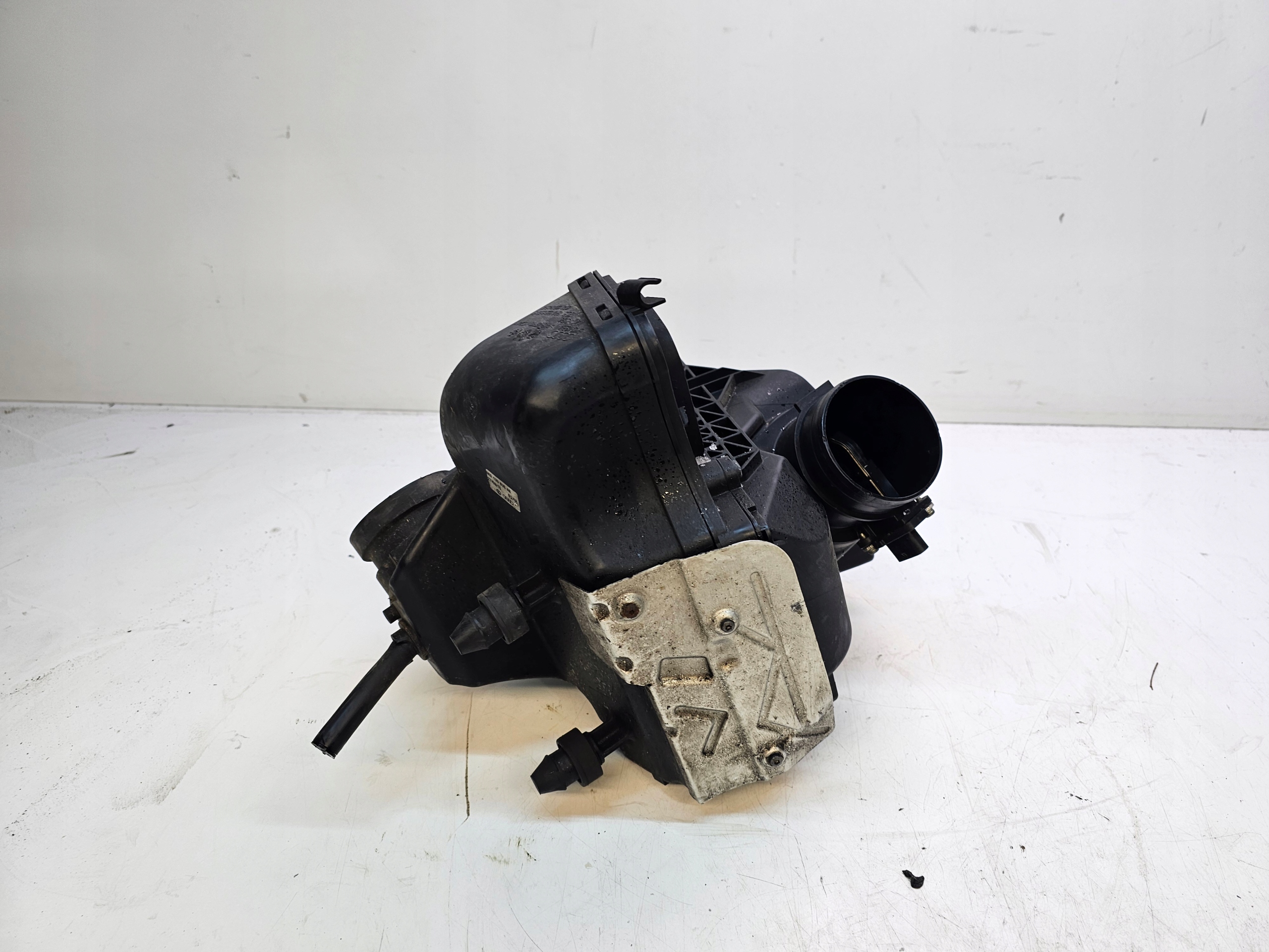 GEHÄUSE FILTER LUFT AUDI A4 B8 A5 8K0133835AB