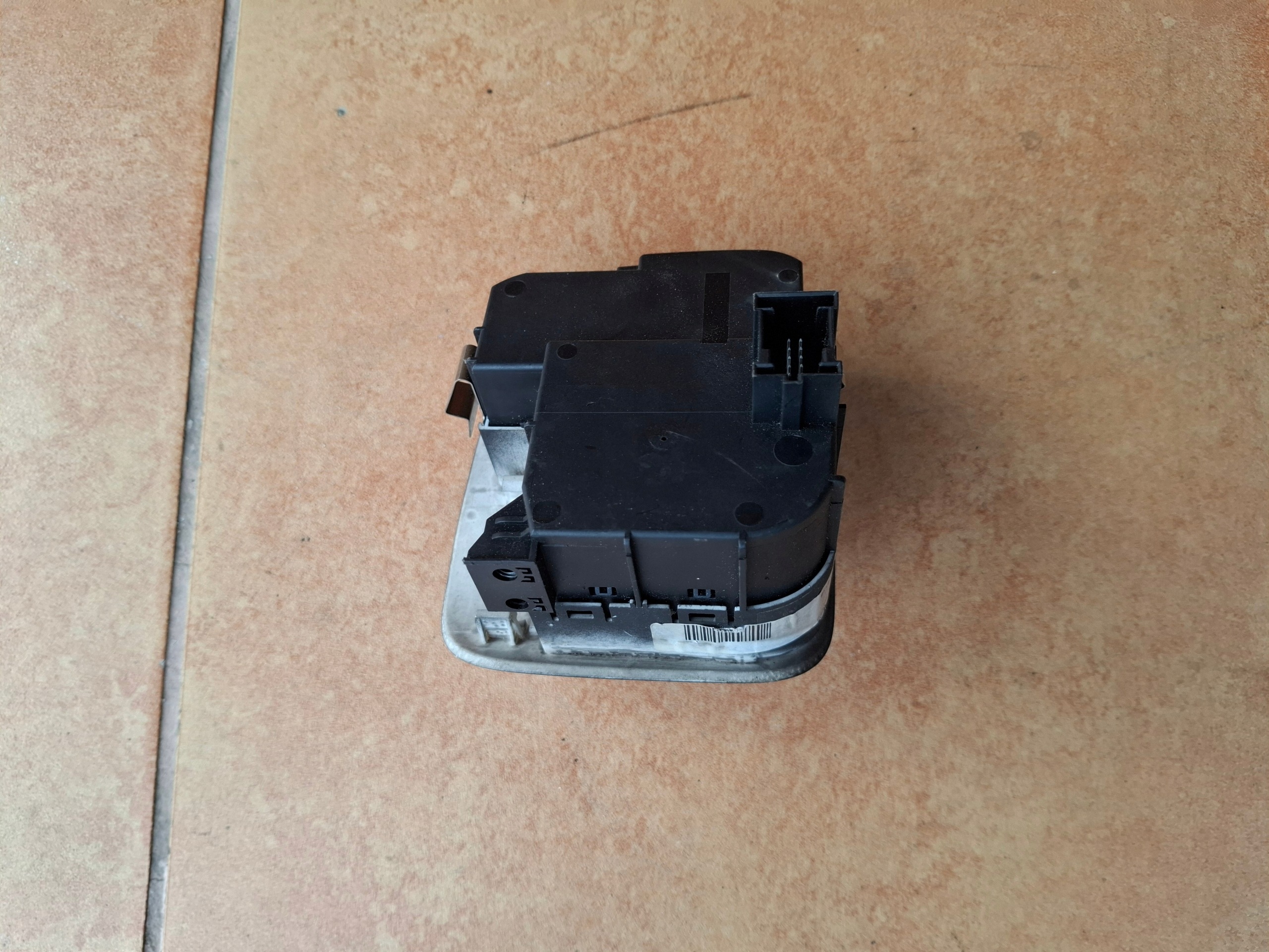 light switch MERCEDES W203 W209 A2035450704