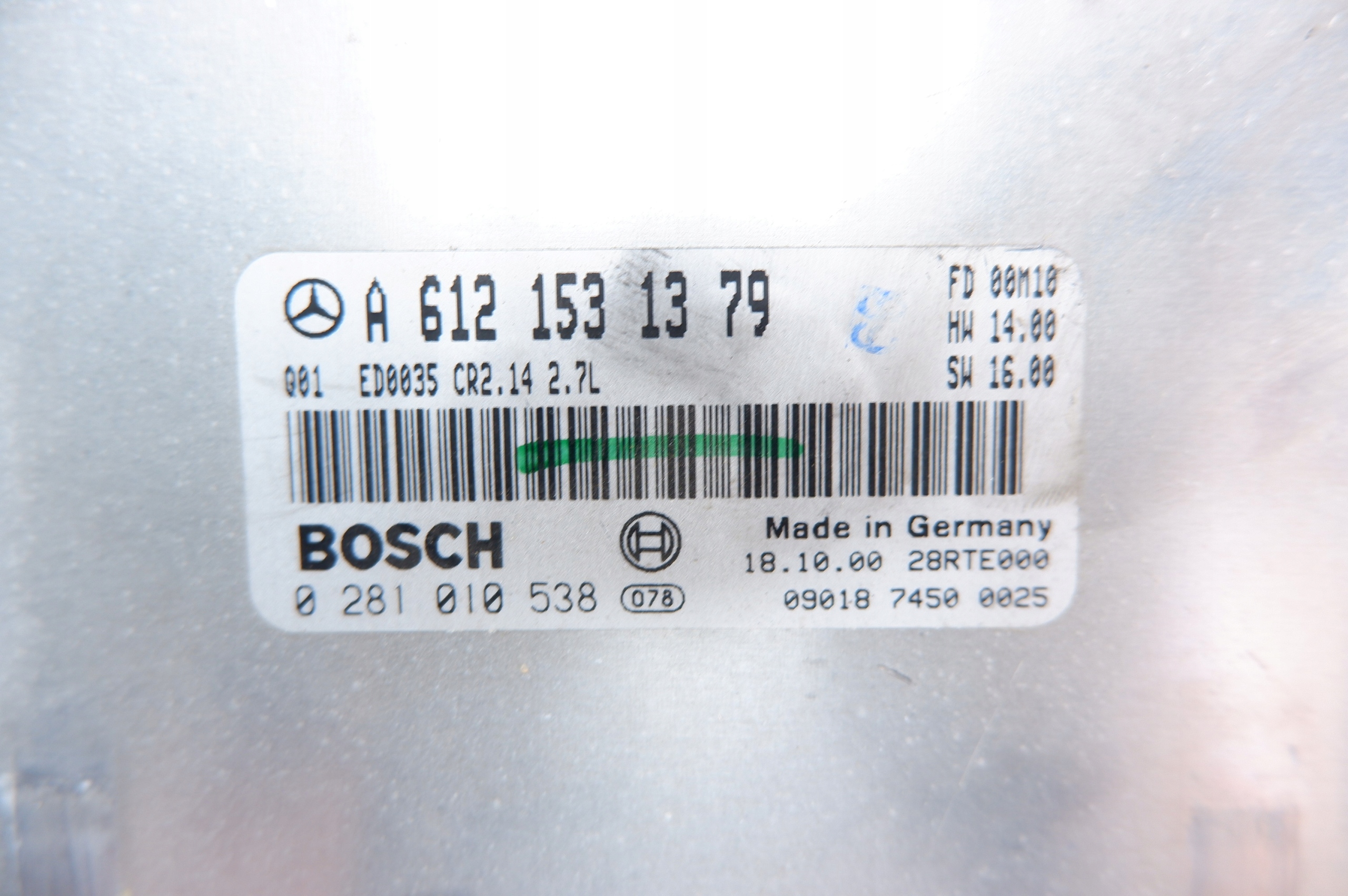 computer control unit of the engine MERCEDES E W210 2.2 CDI 6121531379 0281010538