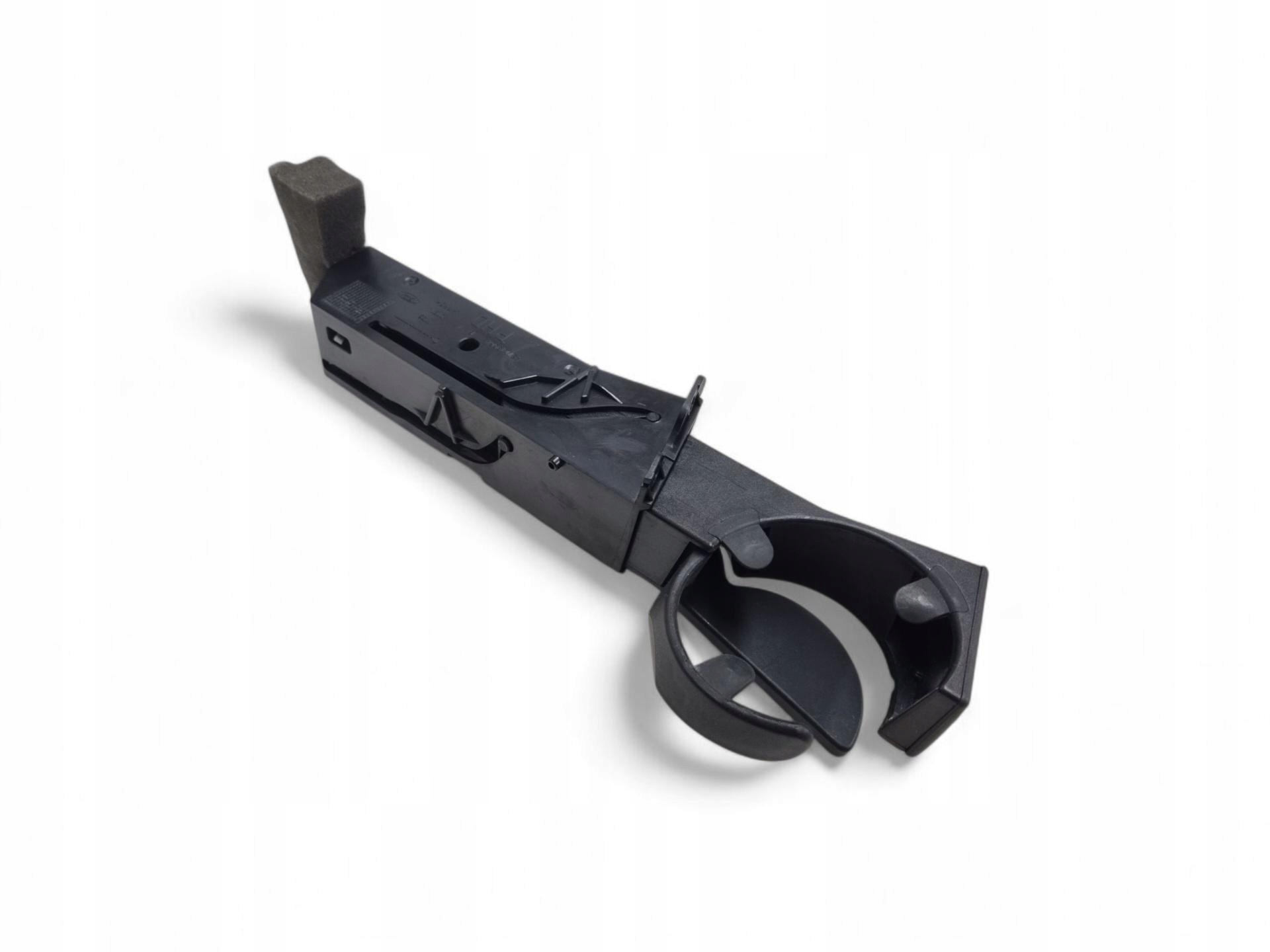bracket for kubek front Ford Mondeo 3 facelift 2006 4S7113564B