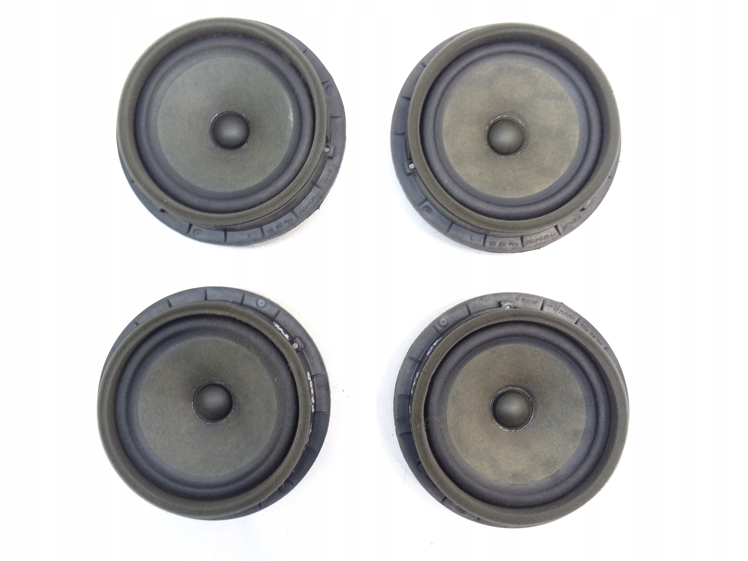 GLOSNIK DRZWI SUZUKI SWIFT MK7 2010- Typ samochodu Samochody osobowe