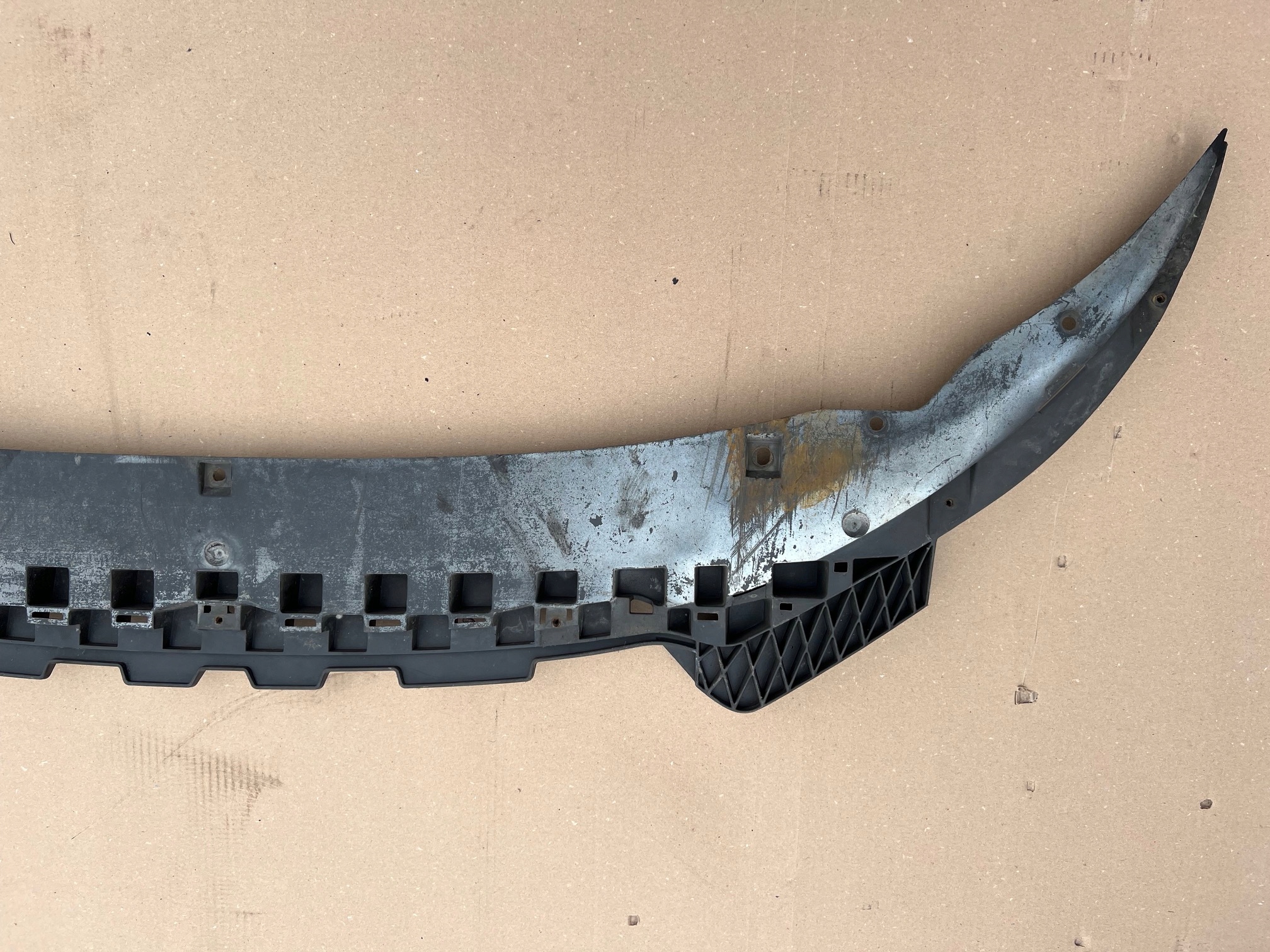 AUDI A3 8P LIFT Blende Abdeckung abdeckung unter Stoßstange SLINE 8P0807233A