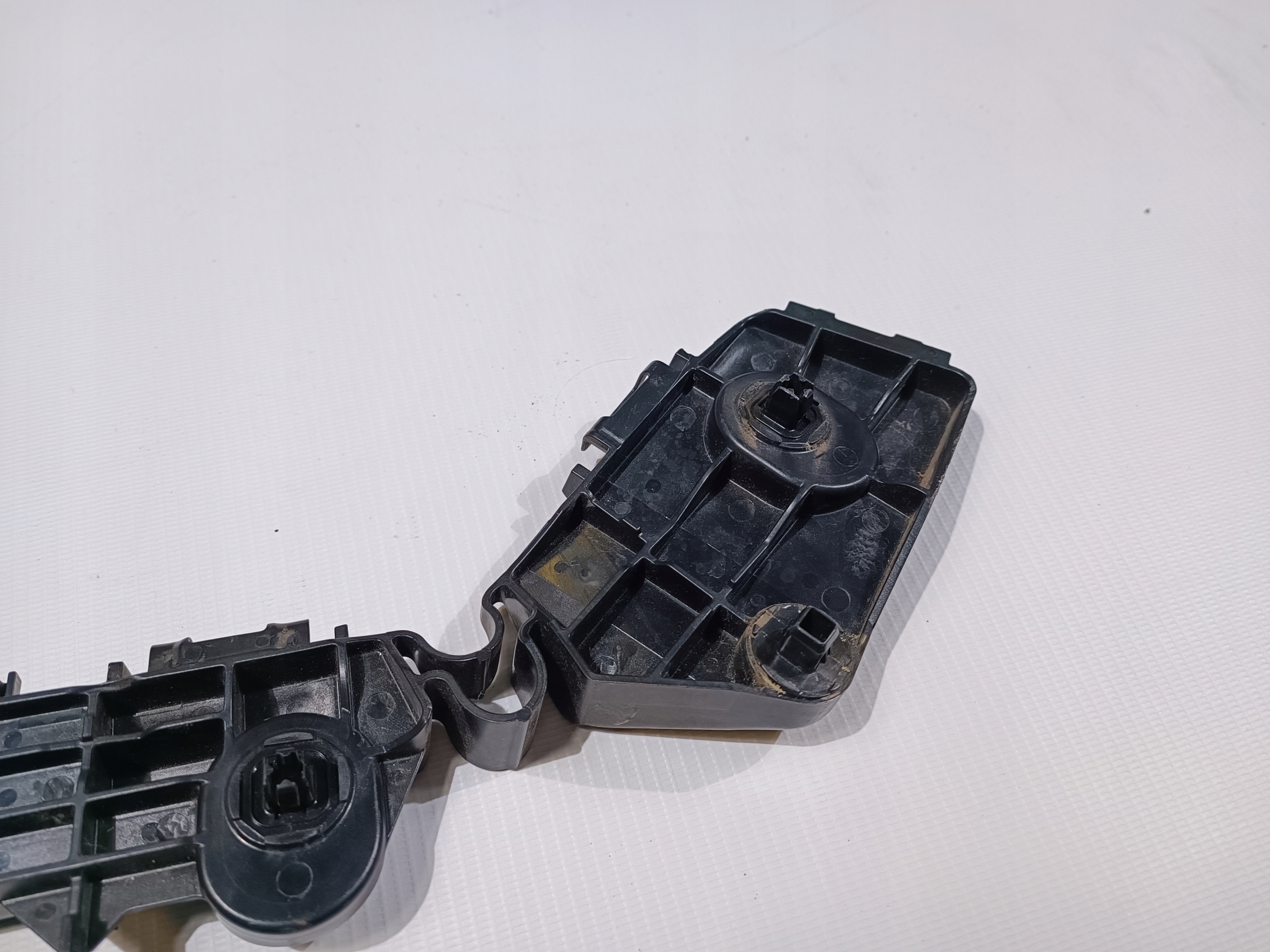 Support Support plaque Pare choc Arrière Droite Lexus RC RCF RC-F 2014