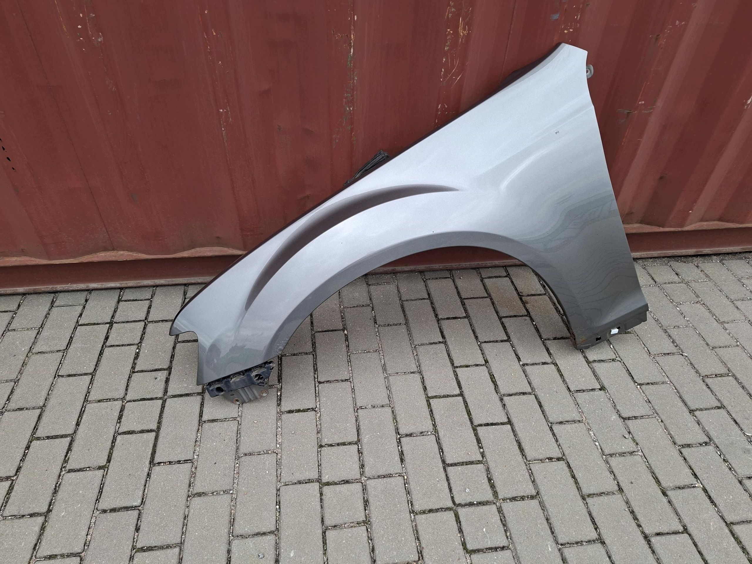 fender front front left support CHRYSLER 300C II THEMA PDM