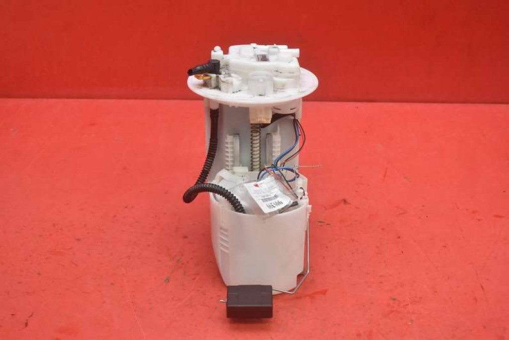 pump feed pump 77020-02740 TOYOTA AURIS 2 II 1.2 T 116 KM 15-18