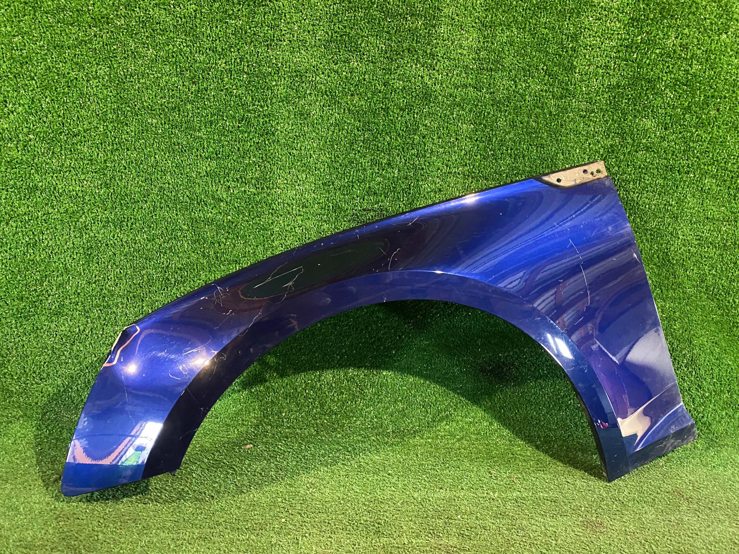 fender front left AUDI A5 8W