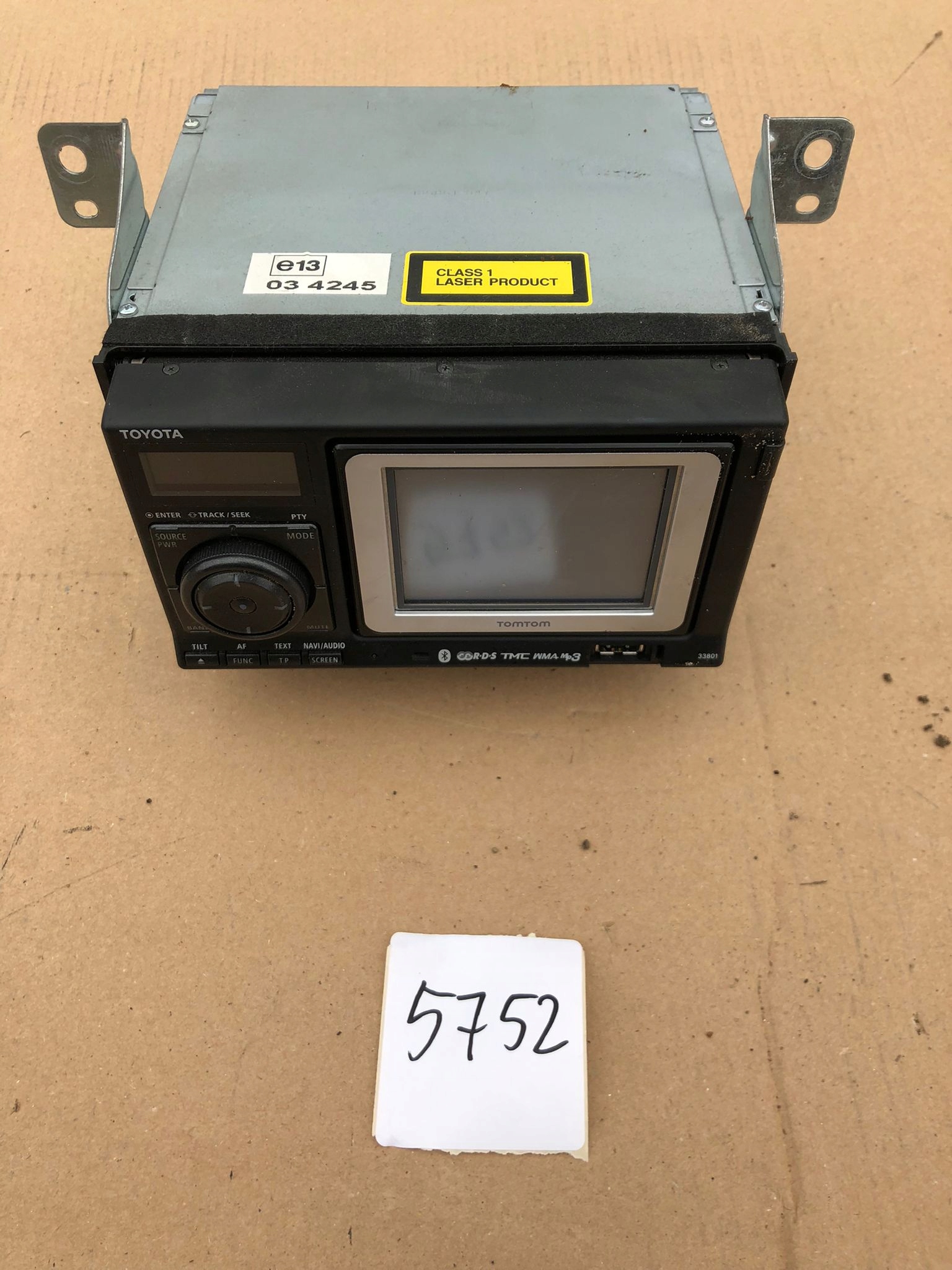 RADIO Navigation YARIS II TOMTOM PZ422-00333