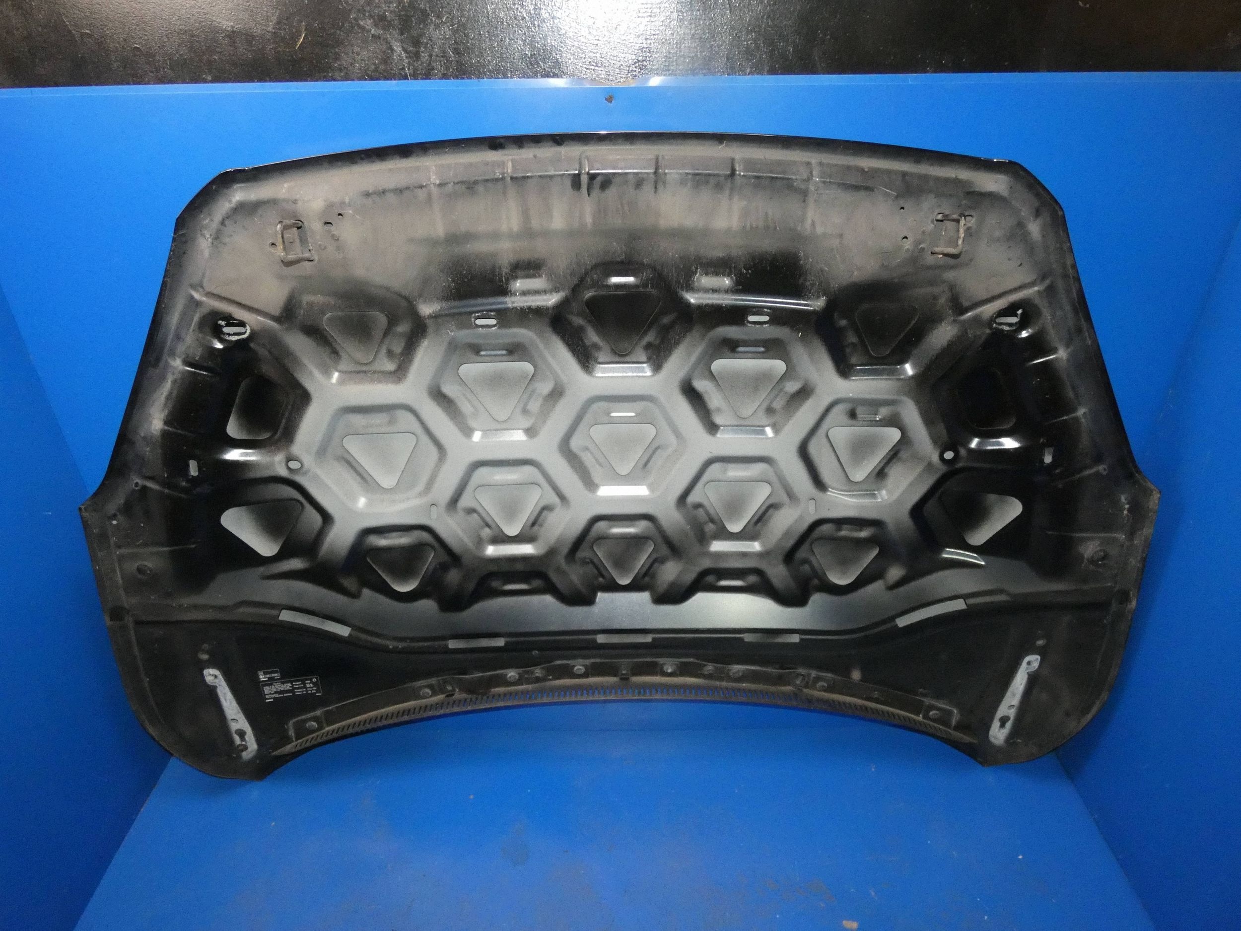 VOLVO XC60 e LIFT 13- Cofano 019-26
