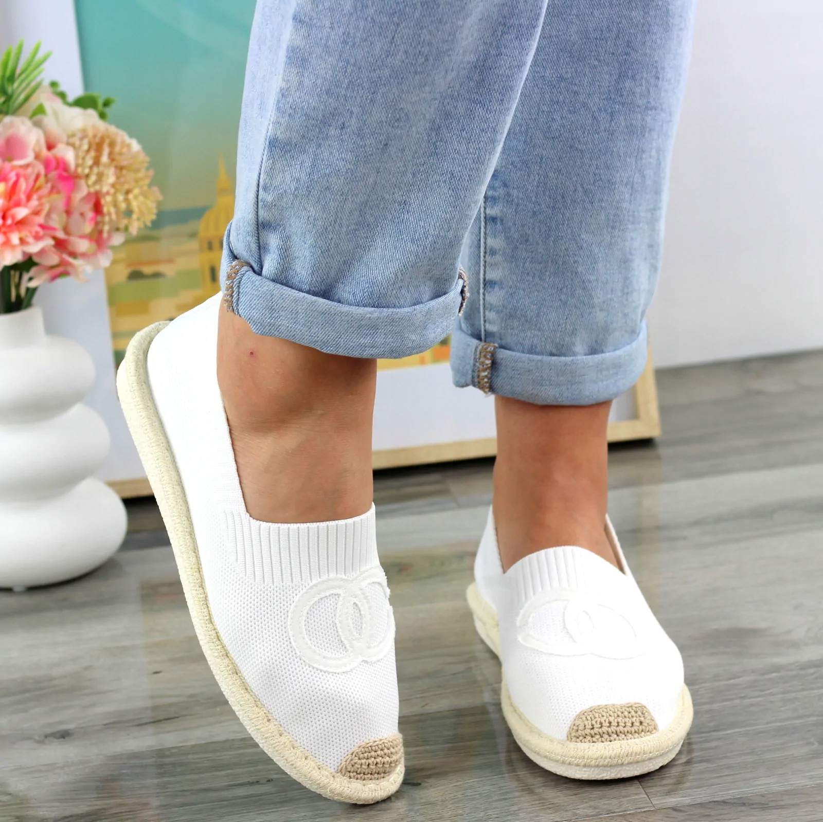 MODNE BIAŁE TENISÓWKI MATERIAŁOWE ESPADRYLE DAMSKIE Z LOGOWANIEM CHANTI 39 Kolor biały