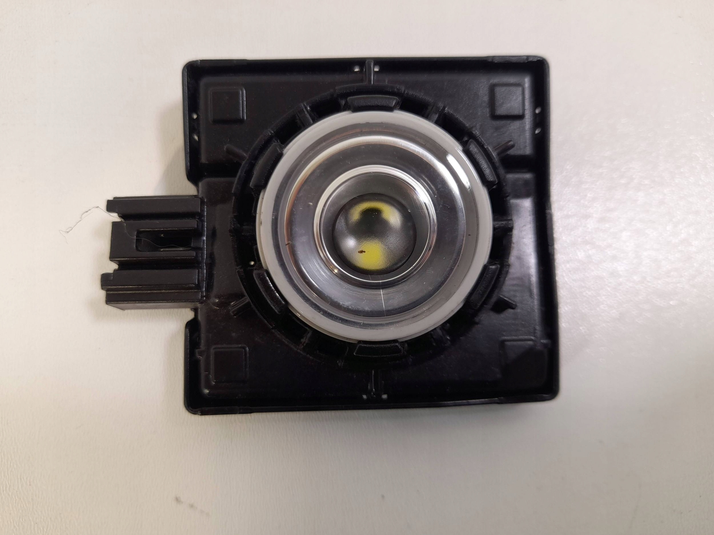 Audi A6 S6 C8 Q5 80A light sufitowa 80A947291B (L2)