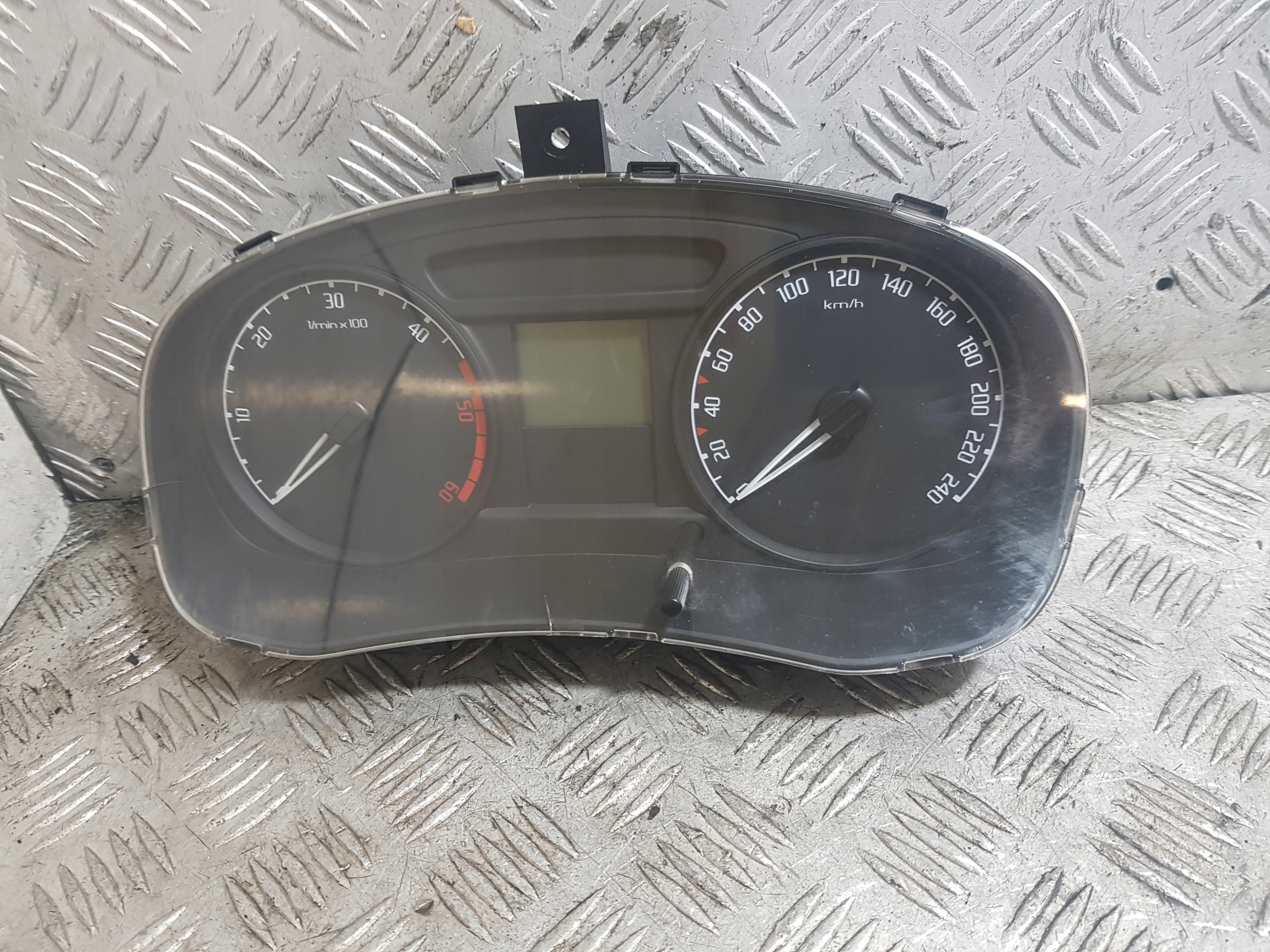 dials dials SKODA FABIA 2 1.4 TDI 5J0920801C
