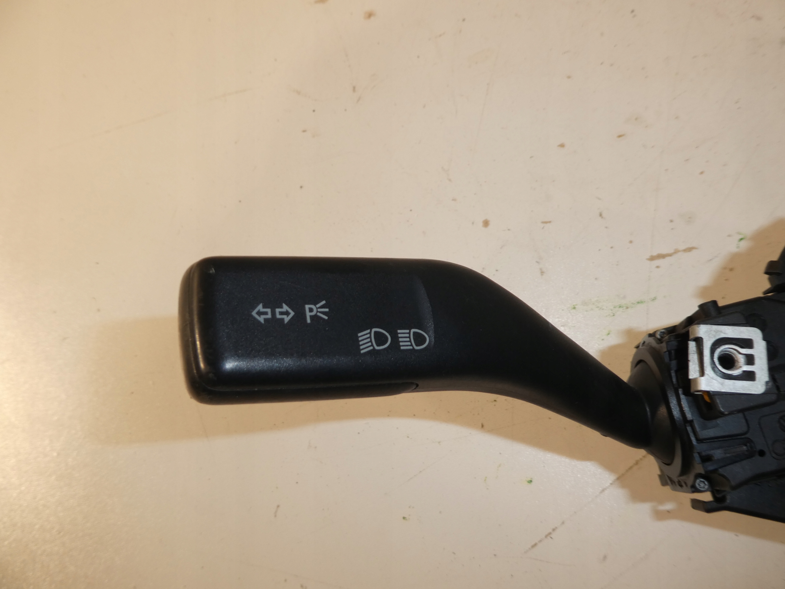 steering wheel levers and controls control 1K0953503AM VW GOLF plus