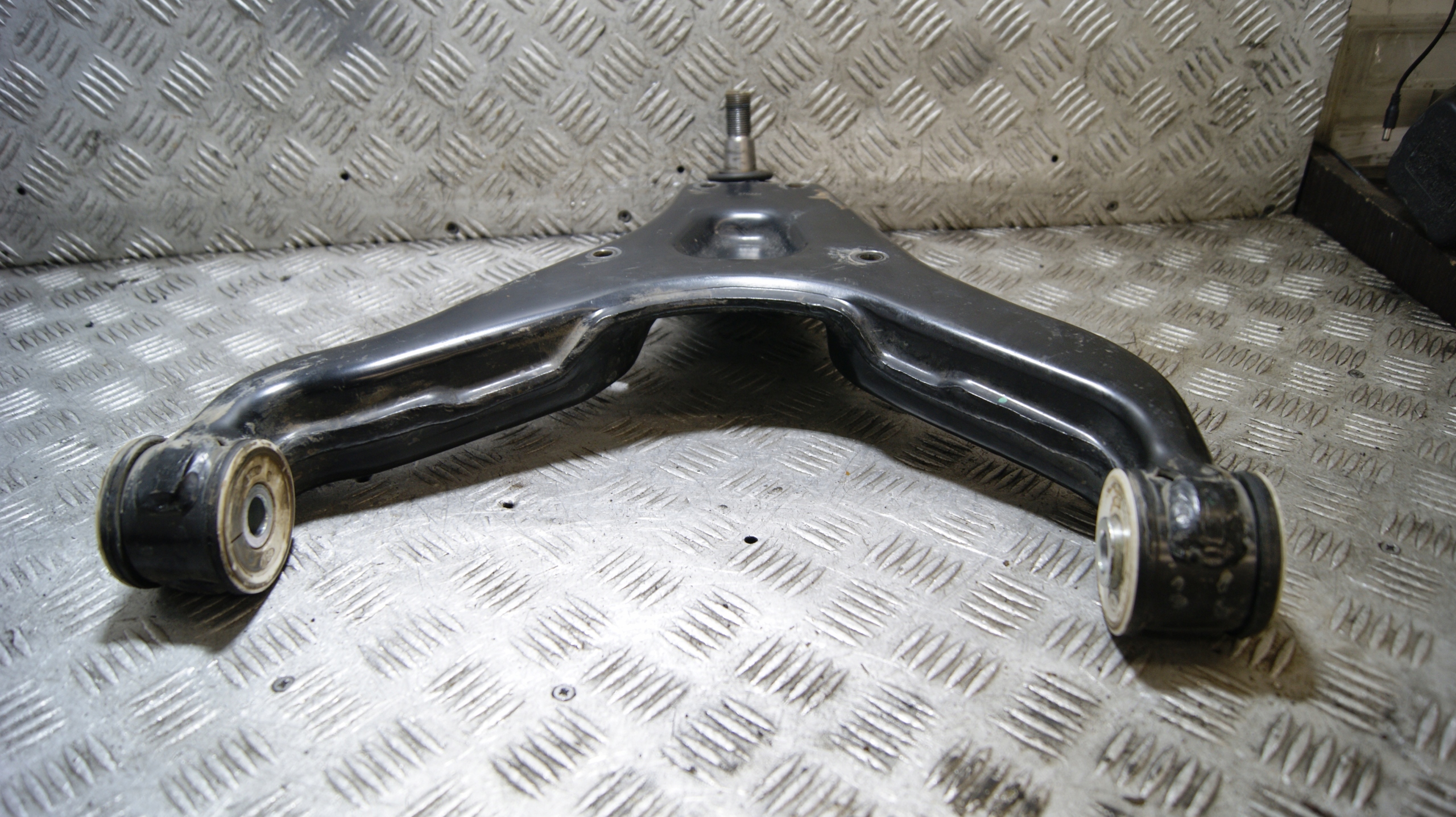 arm right front lower IVECO DAILY 4 2160500038/HD