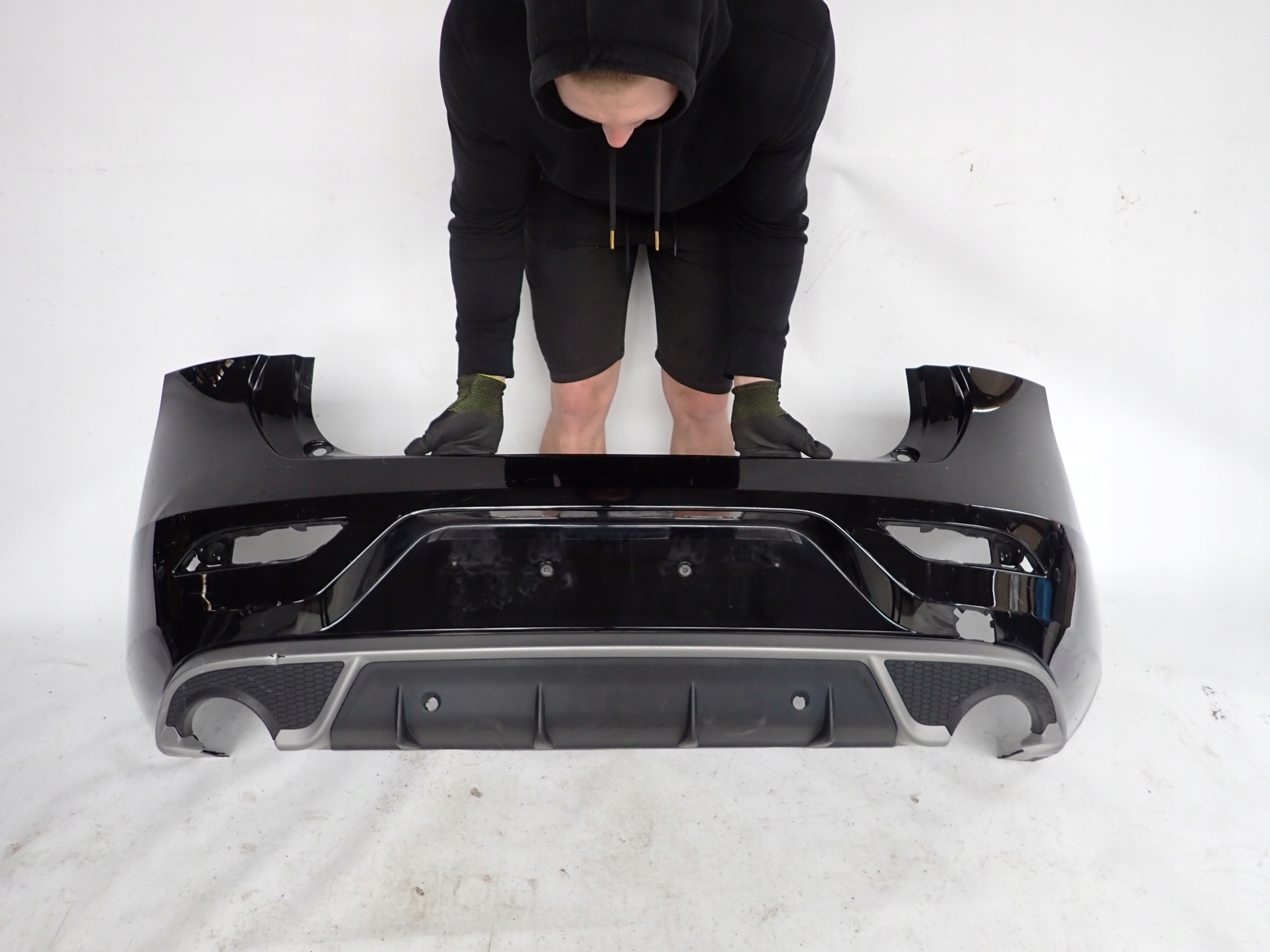VOLVO V40 R-design 12-> bumper rear part rear PDC