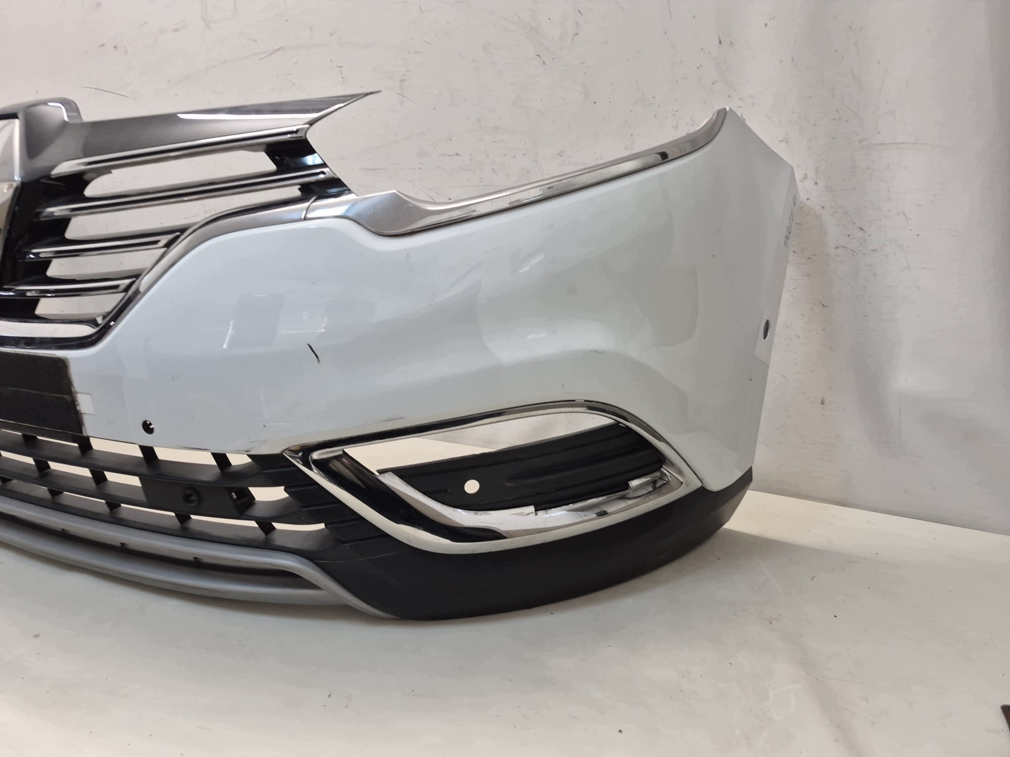 RENAULT ESPACE V 5 14- bumper front front PDC 620225746R