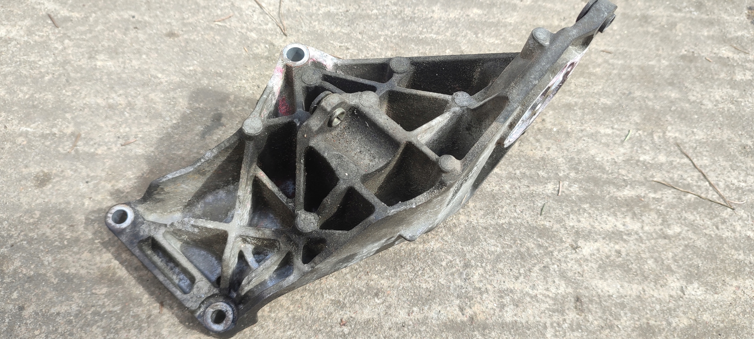 holder holder engine mount JAGUAR XF 4R8Q10239DE