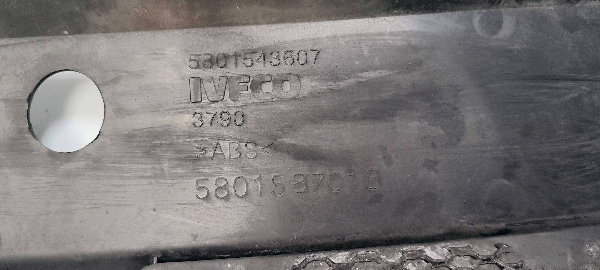 Grill Grill 5801543607 IVECO DAILY 35S17
