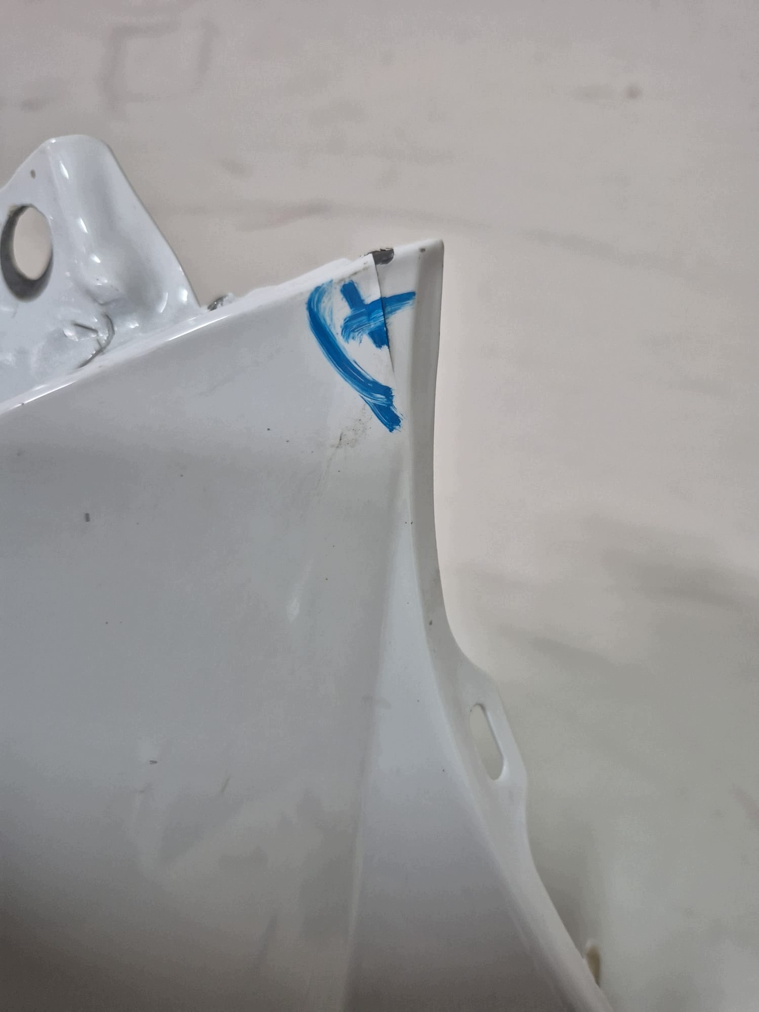 HYUNDAI INSTER 24- fender left front front