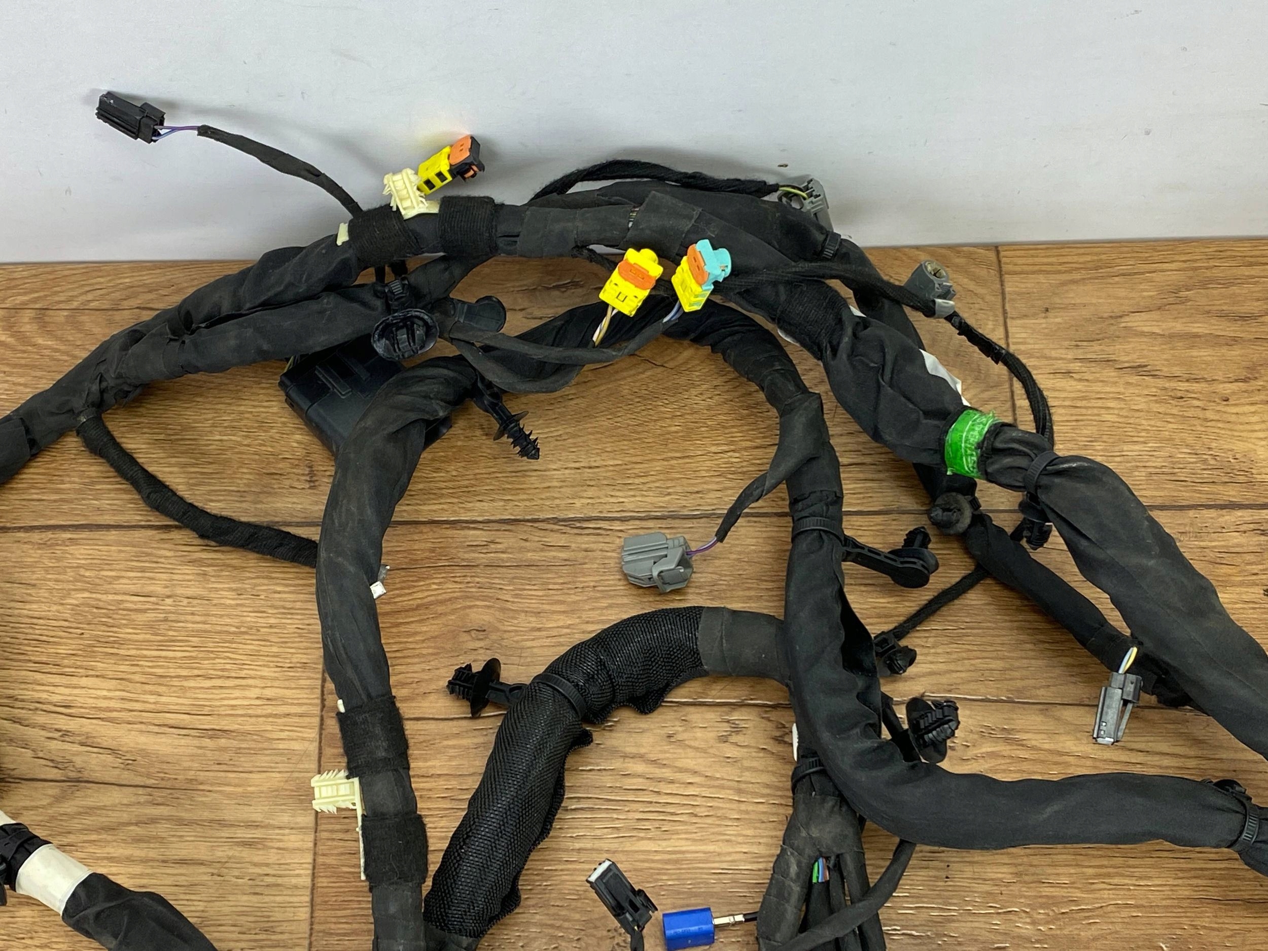 Câblage Électrique Moteur Ford Explorer VI 2020+