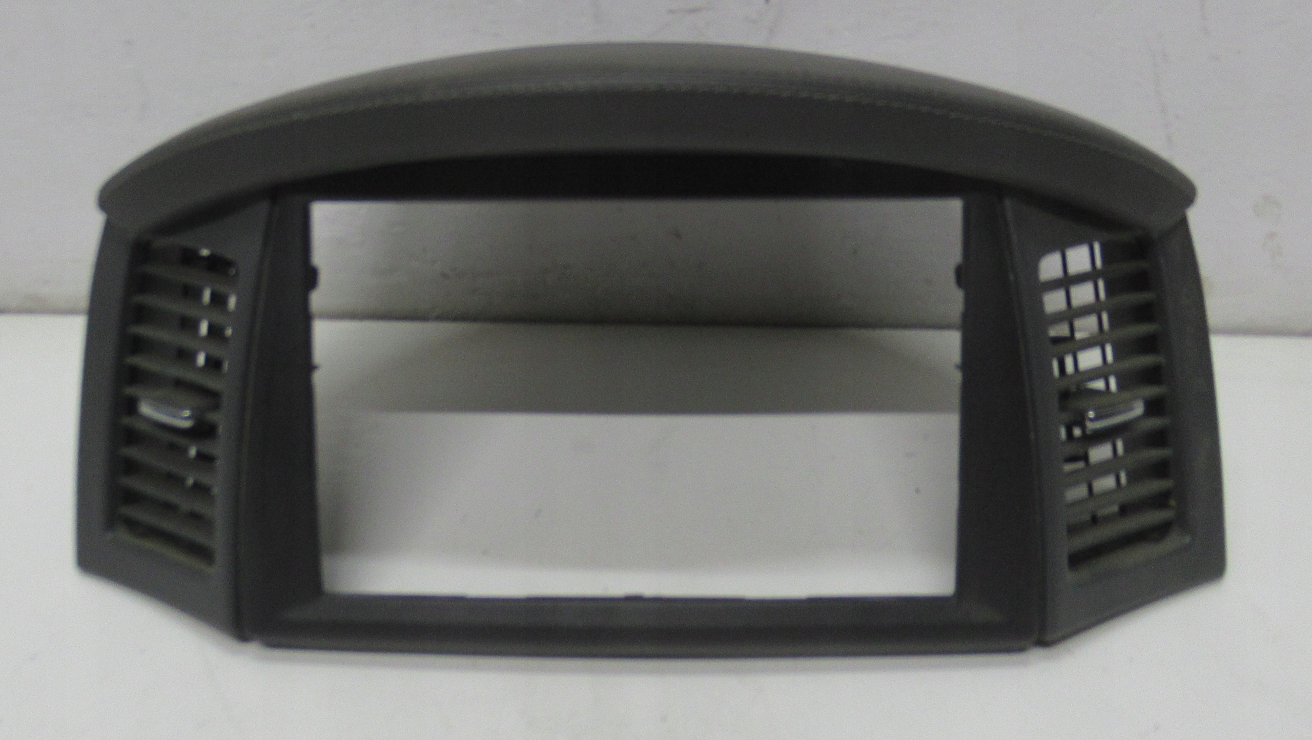 JEEP CHEROKEE WK 08R frame WYSWIETLACZA navigation devices