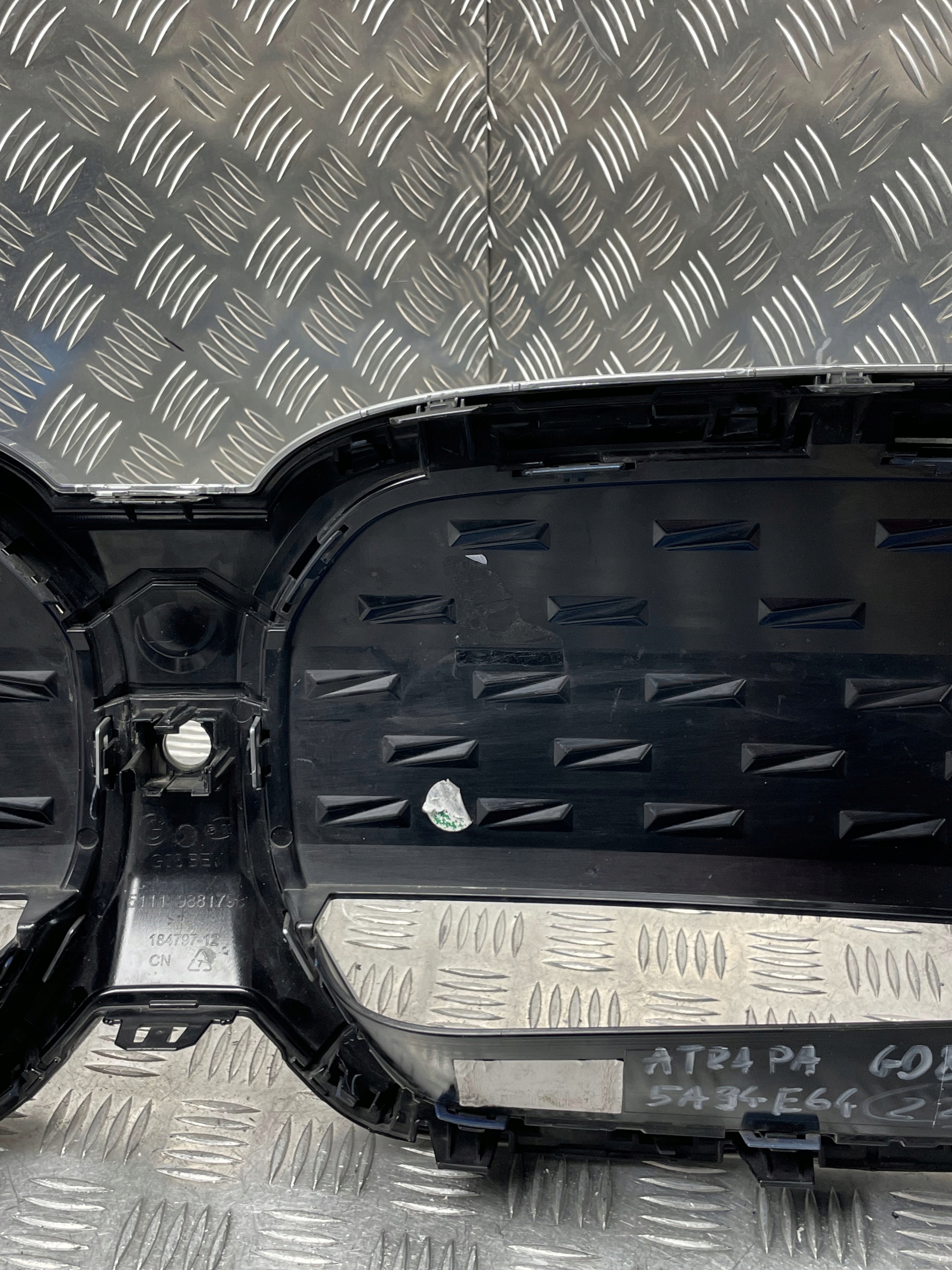 BMW iX3 G08 Kühlergrill FRONTGRILL Kühlergitter 5A34E64 - Thumbnail 11