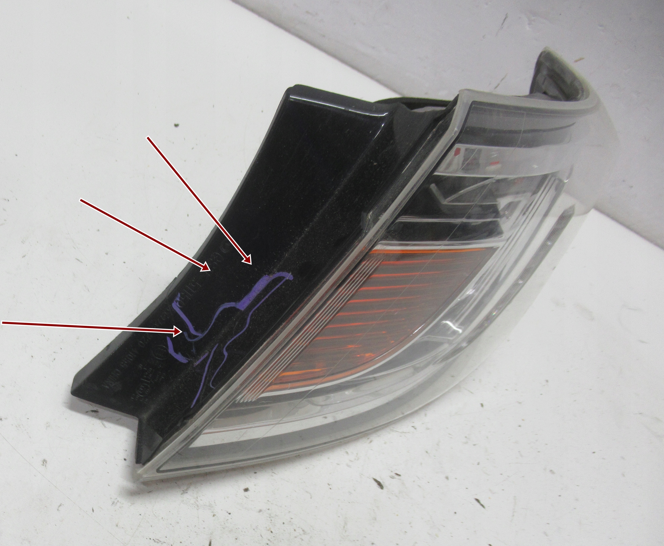 MAZDA VI light right rear part GS1F-51150