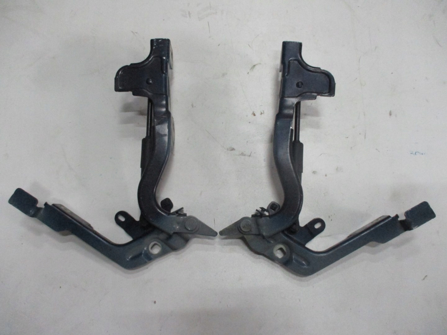 hinge bonnets CITROEN DS7 9829653680 left